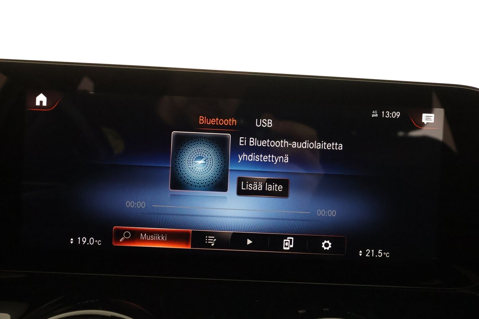 Mercedes-Benz EQA 2021 250 AMG - | Distronic+ | ILP | Koukku | Nahka-alcantara | Sporttipenkit | Widescreen | Ambient light | Nahka-alcantara | P.kamera | LED | BSM |