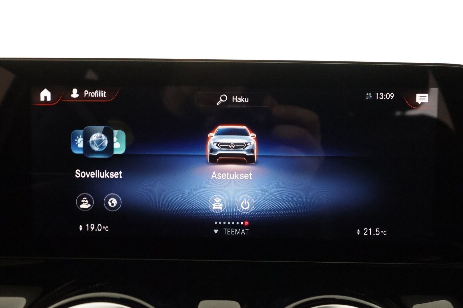Mercedes-Benz EQA 2021 250 AMG - | Distronic+ | ILP | Koukku | Nahka-alcantara | Sporttipenkit | Widescreen | Ambient light | Nahka-alcantara | P.kamera | LED | BSM |