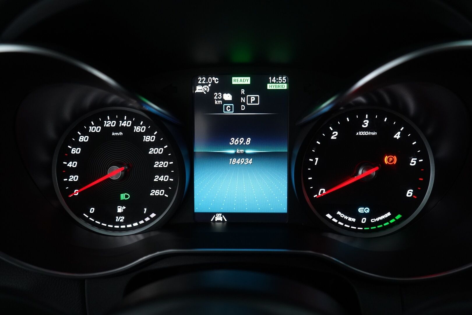 MERCEDES-BENZ C 2020 300de Avantgarde *ACC / HUD / Navi / Kamera / Koukku / Tutkat * - Kahdet Mersun vanteet / Juuri huollettu 9.25 / Säännöllinen huoltohistoria 