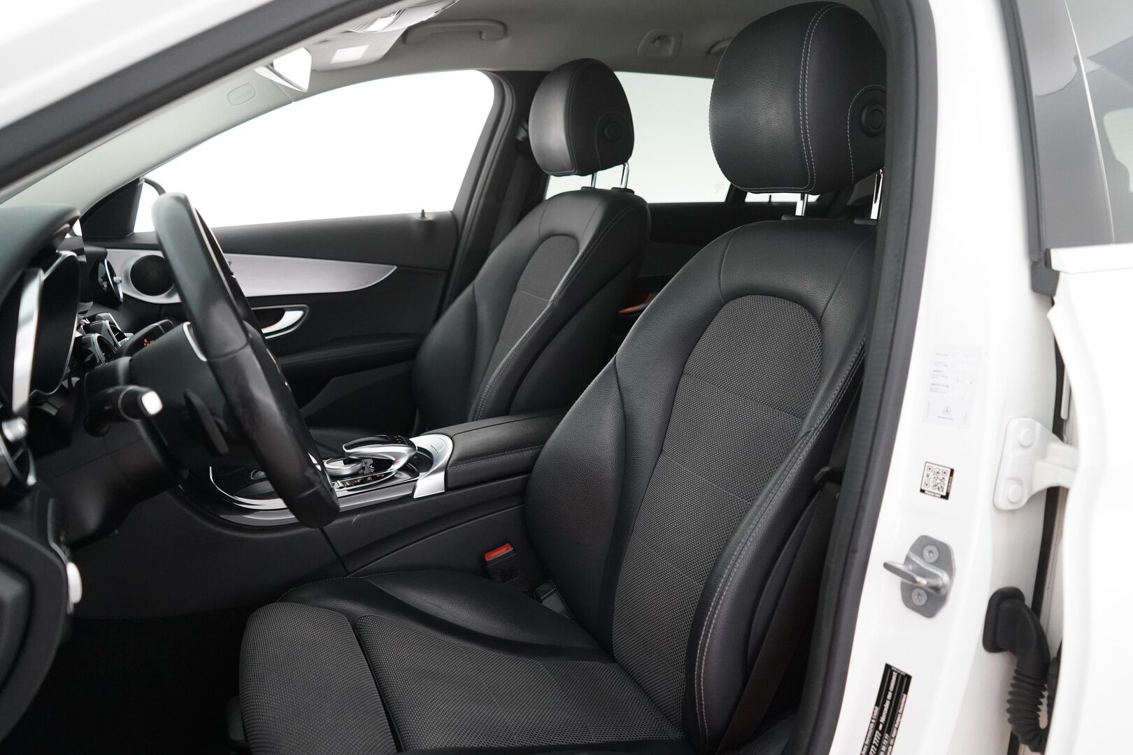 MERCEDES-BENZ C 2020 300de Avantgarde *ACC / HUD / Navi / Kamera / Koukku / Tutkat * - KATSO KAMPANJAHINTA! / Kahdet Mersun vanteet / Juuri huollettu 9.25 / Säännöllinen huoltohistoria 