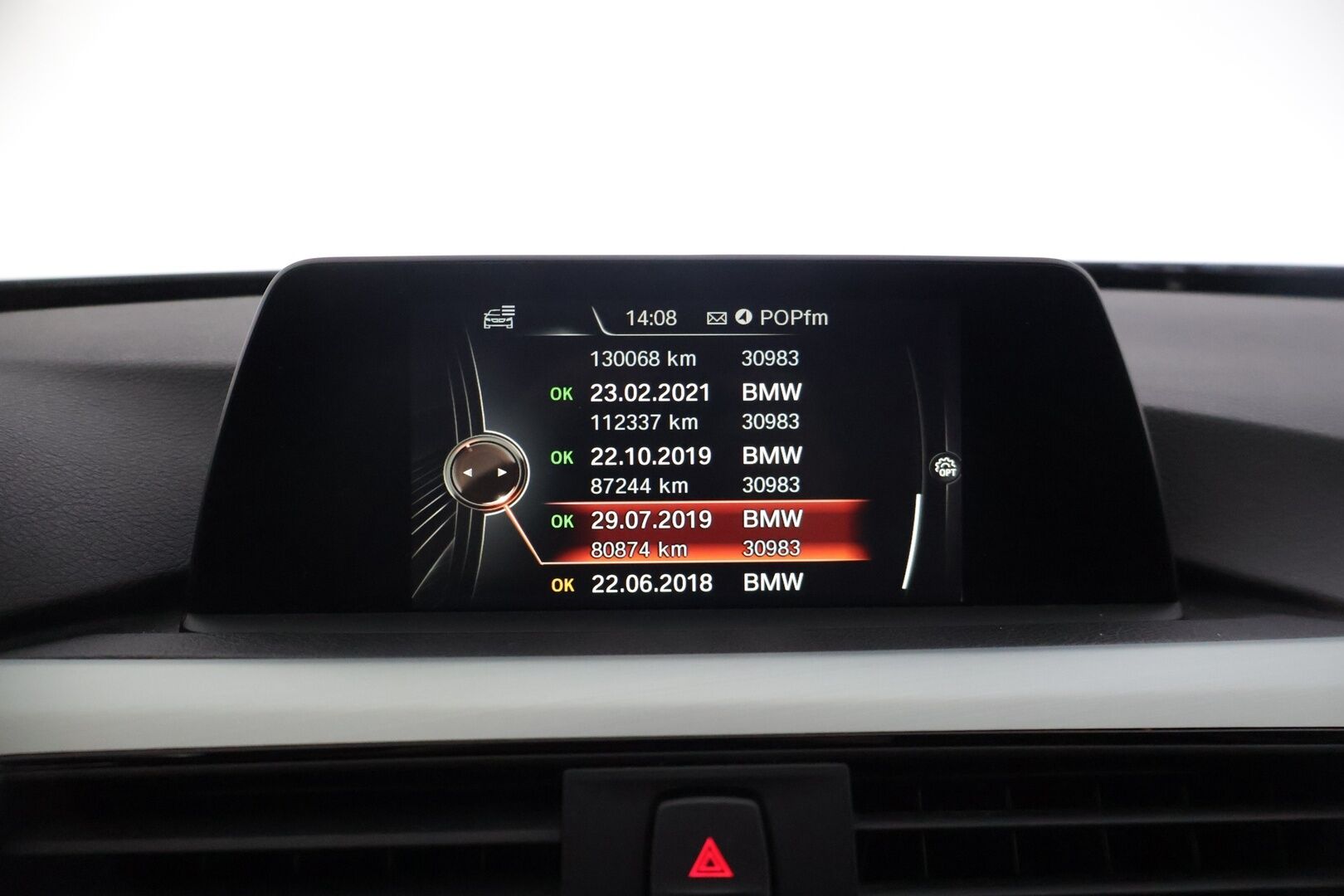 BMW 330 2016 F30 Sedan 330e A Sport Line * M-Sport ratti / Vakionopeudensäädin / Sporttipenkit / P. Tutka / Navi / LED * - Kesärenkaat 19" aluilla - HULLUT AVAJAISHULINAT KORKOTARJOUS 3,29 %