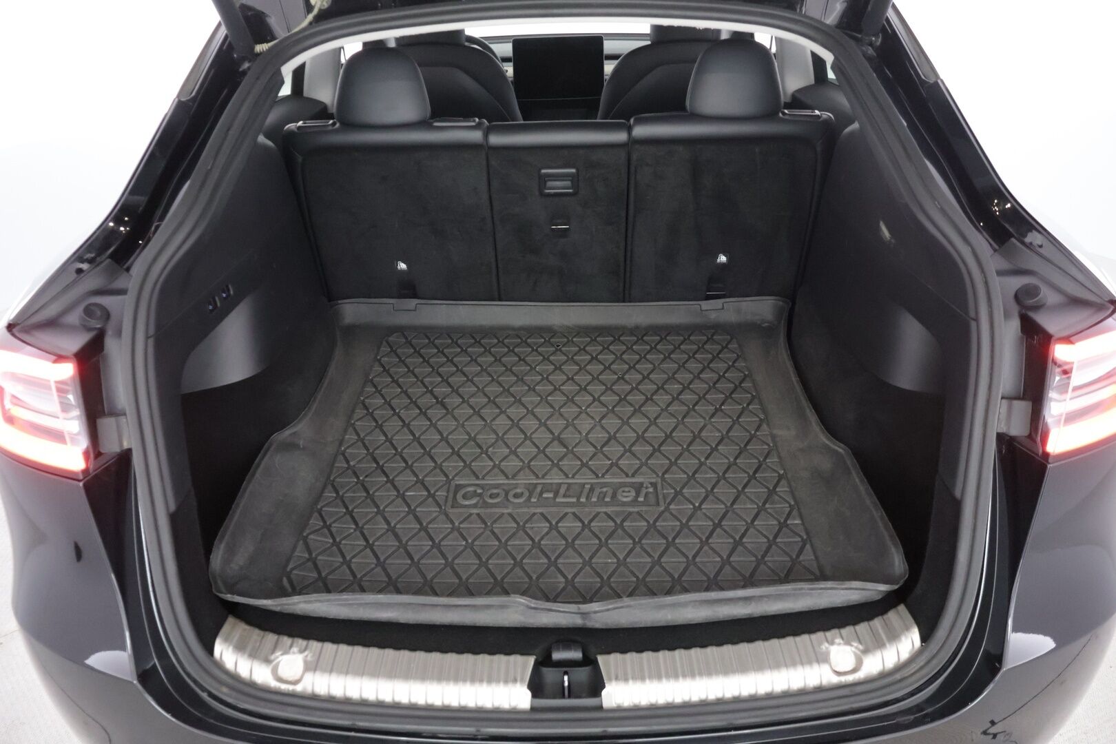 Tesla Model Y 2021 Long Range - Akku kuntotarkastettu | ILP | ACC | Lasikatto | Matrix-LED | P.Kamera | Muistipenkki | Premium Audio | Navi | Keyless