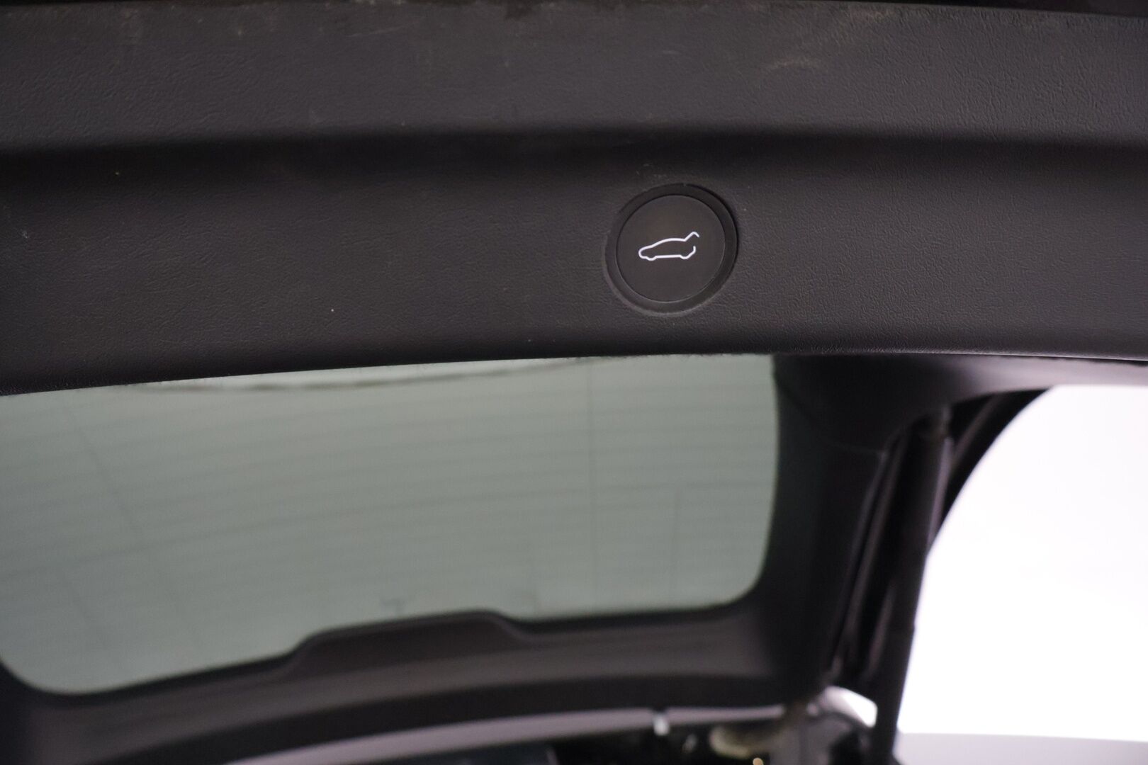Tesla Model Y 2021 Long Range - Akku kuntotarkastettu | ILP | ACC | Lasikatto | Matrix-LED | P.Kamera | Muistipenkki | Premium Audio | Navi | Keyless