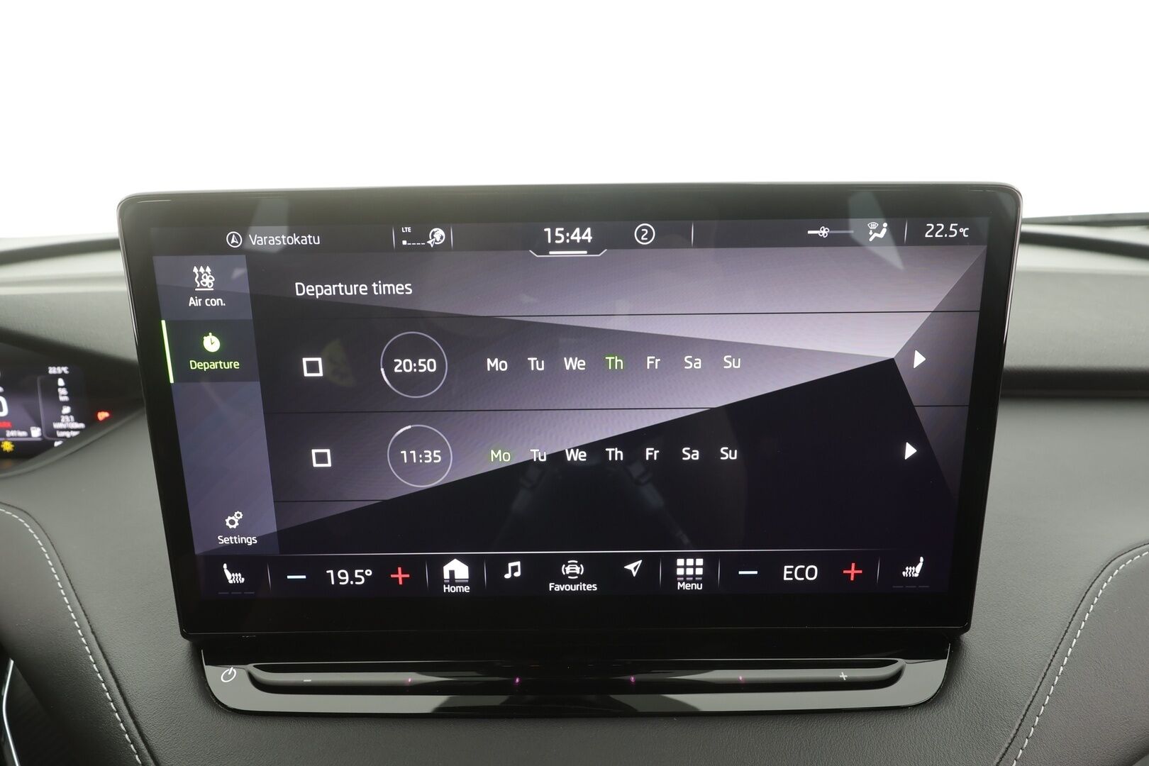 Skoda Enyaq 2022 80x 4x4 SportLine iV - | ACC | ILP | Skoda crystal Light Matrix LED | Muistipenkki | Puolinahat | P.Kamera | Ratinlämmitys | Apple&Android | 1.Om suomi-auto | Kahdet Renkaat | Merkkihuollettu |