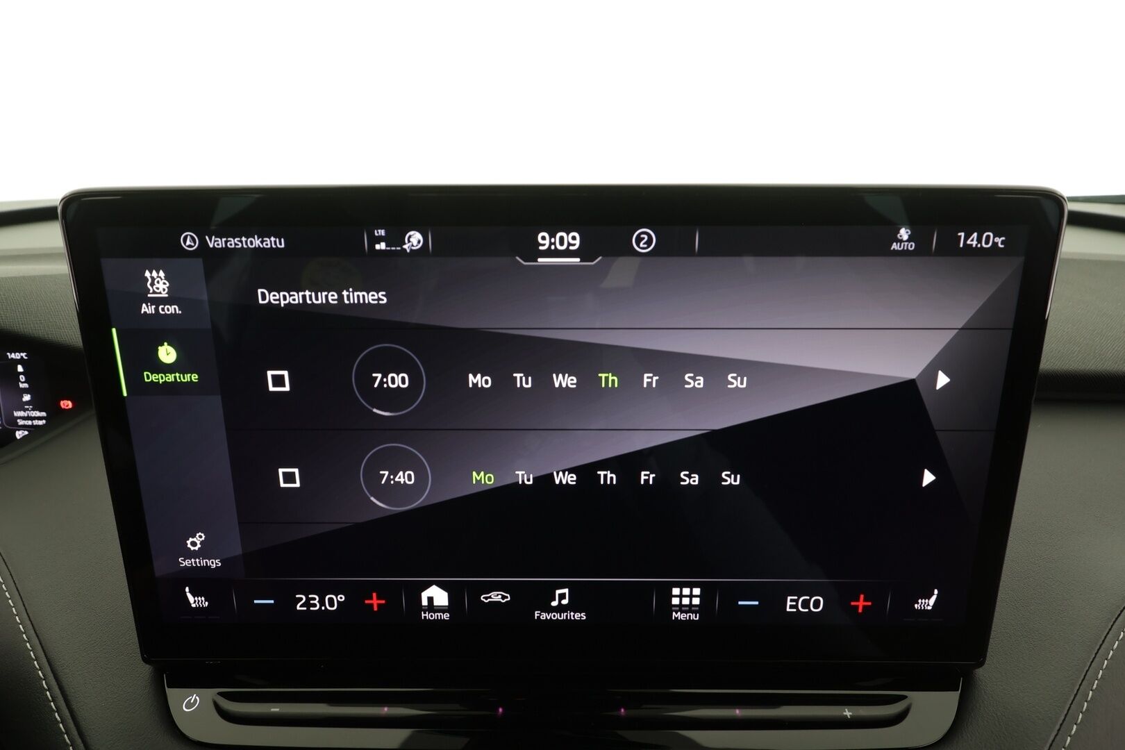 Skoda Enyaq 2022 80x 4x4 SportLine iV * ACC / ILP / Koukku / Matrix LED / Sporttipenkit / P.Kamera / Keyless / Ratinlämmitin * - 1.Om Suomi-auto / Kahdet renkaat aluvanteilla / Merkkihuollettu - HULLUT AVAJAISHULINAT KORKOTARJOUS 3,29 %