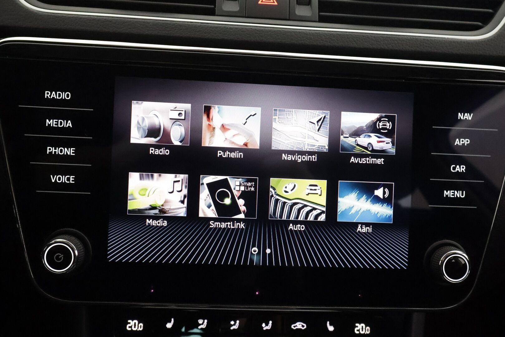 Skoda Superb 2022 Combi 1.5 TSI ACT Ambition - | Webasto | Koukku | P.Tutkat | LED | Navi | Keyless | Digimittaristo | Ratinlämmitys | Facelift | Apple&Android | 1-om Suomi-auto | Kahdet renkaat | Merkkihuollot |