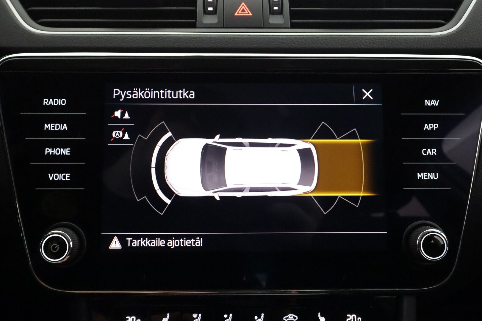 Skoda Superb 2022 Combi 1.5 TSI ACT Ambition - | Webasto | Koukku | P.Tutkat | LED | Navi | Keyless | Digimittaristo | Ratinlämmitys | Facelift | Apple&Android | 1-om Suomi-auto | Kahdet renkaat | Merkkihuollot |