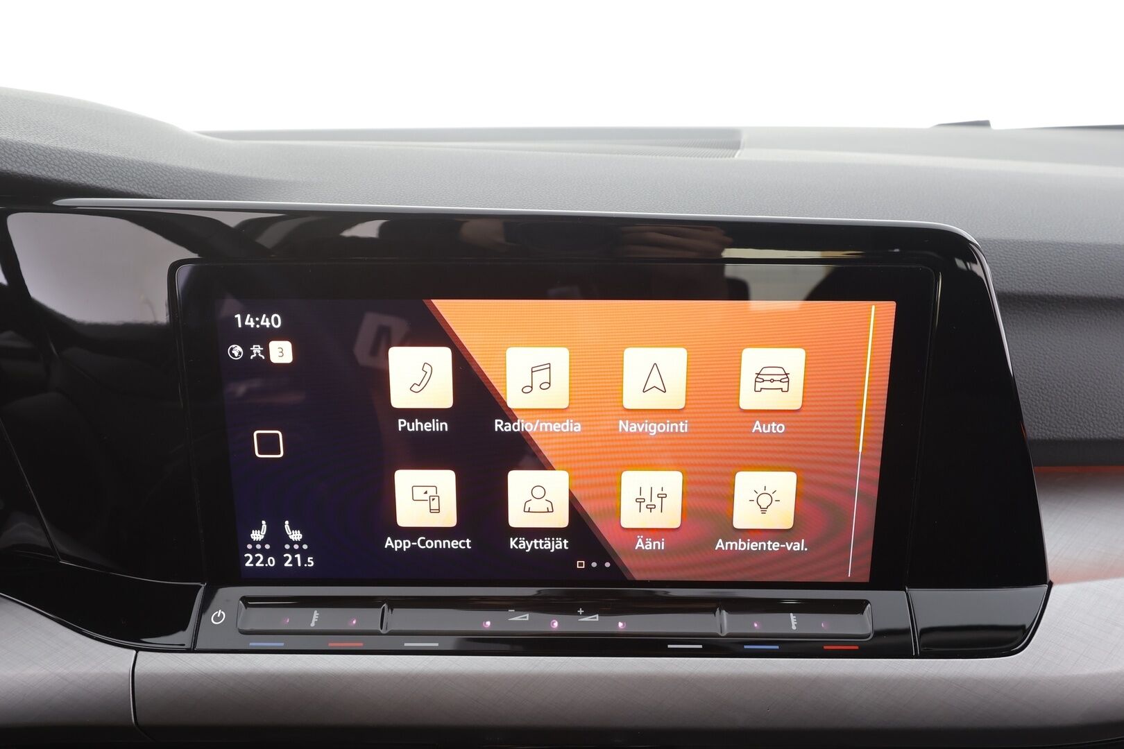 Volkswagen Golf 2022 1,0 eTSI 81 kW (MHEV) DSG-automaatti - | ACC | Webasto | Digimittaristo | Ambient | Lane assist | LED | Keyless | P.tutkat | Lämm. ratti | Merkkihuollot | 1-om suomiauto | 