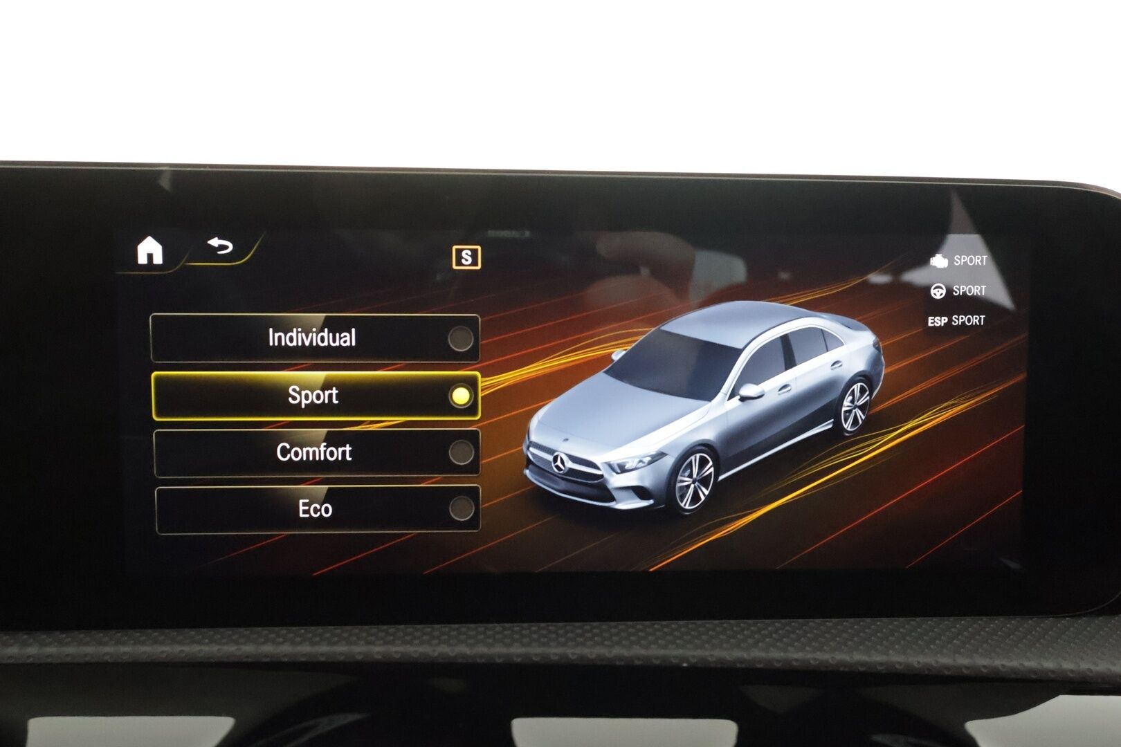 Mercedes-Benz A 2022 200 d 4MATIC A sedan Business * Vakkari / P.kamera / Multibeam / Webasto / Puolinahat * - 1.Om Suomi-auto / Kahdet renkaat aluvanteilla / Merkkihuollettu