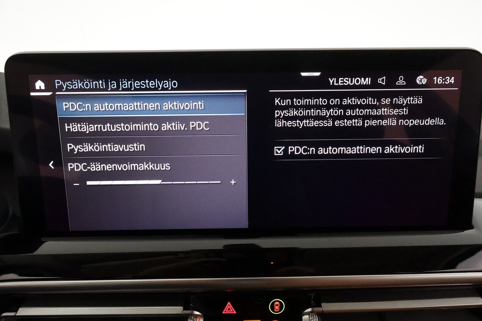 BMW X3 2022 G01 xDrive 30e A Charged Edition - 3,99 % KORKOTARJOUS TÄHÄN AUTOON - 1Om Suomiauto / HUD / HiFi / Peruutuskamera / Nahkasisusta / Navi / Merkkihuollot / Akku kuntotarkastettu!