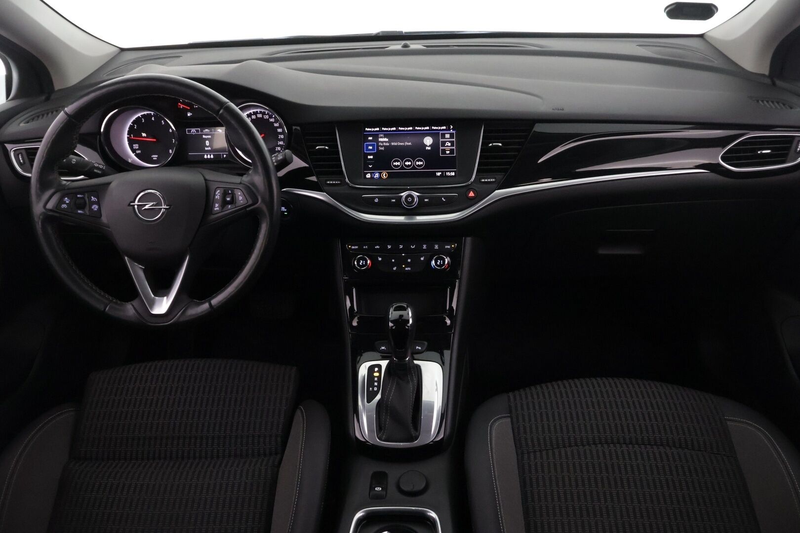 Opel Astra 2022 Sports Tourer Classic Plus 145 Turbo A - | Vakkari | Apple&Android | P-Kamera | Ratinlämmitin |