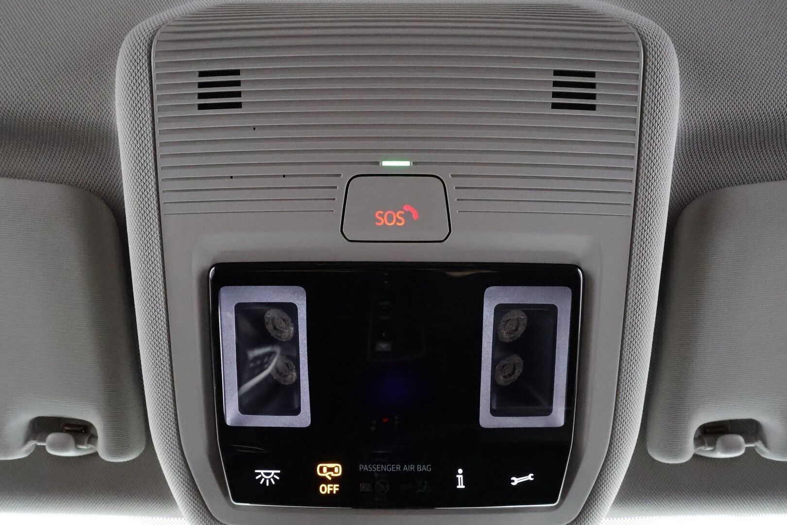 Volkswagen Golf 2021 Style eHybrid 150 kW (PHEV) DSG * ACC / P.kamera / IQ.Light / Muistipenkki / Navi / Webasto / Koukku / KeylessGo * - Akku kuntotarkastettu / Hieronta / Kahdet renkaat aluvanteilla / Hyvät varusteet