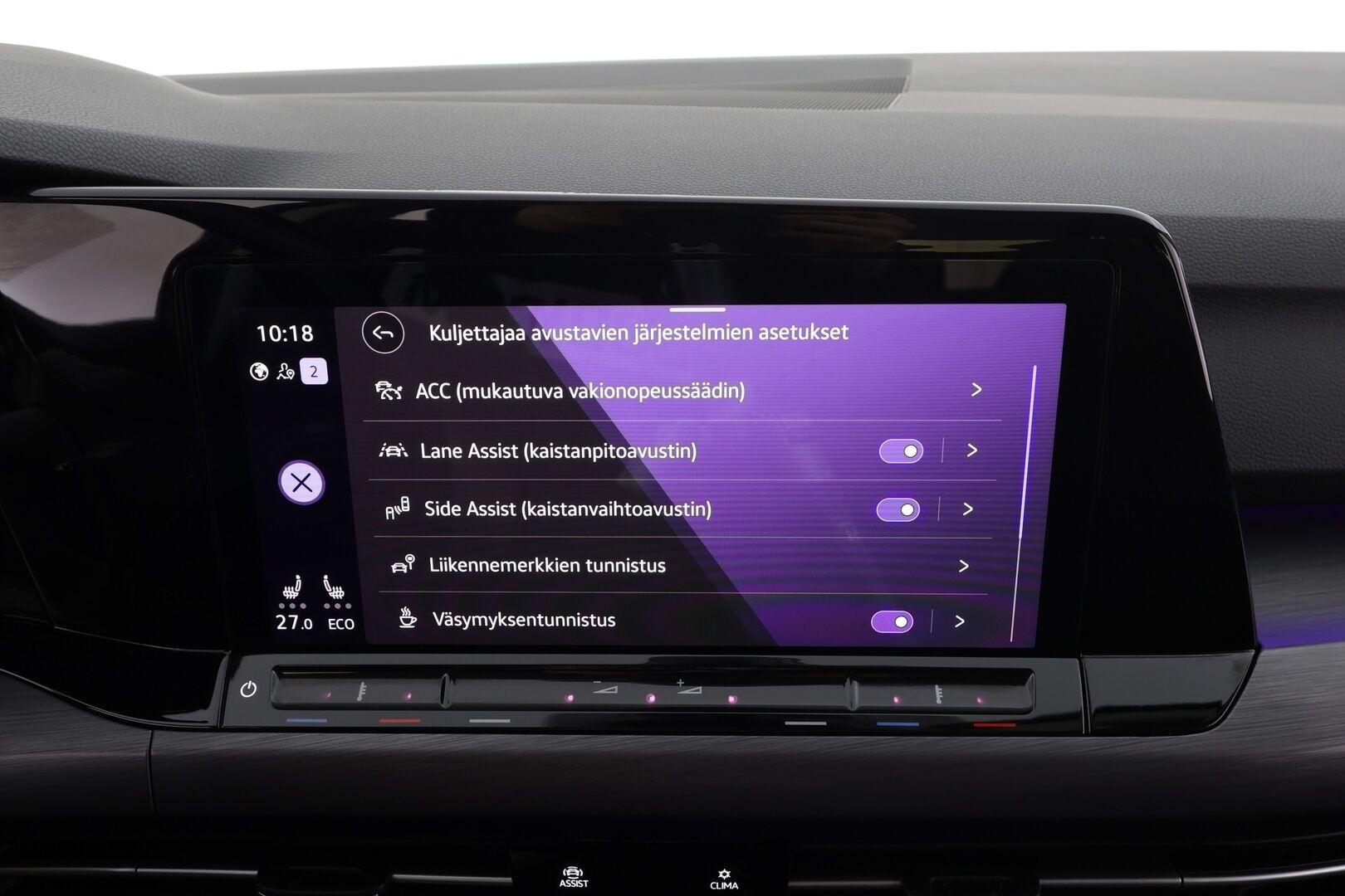 Volkswagen Golf 2021 Style eHybrid 150 kW (PHEV) DSG * ACC / P.kamera / IQ.Light / Muistipenkki / Navi / Webasto / Koukku / KeylessGo * - Akku kuntotarkastettu / Hieronta / Kahdet renkaat aluvanteilla / Hyvät varusteet