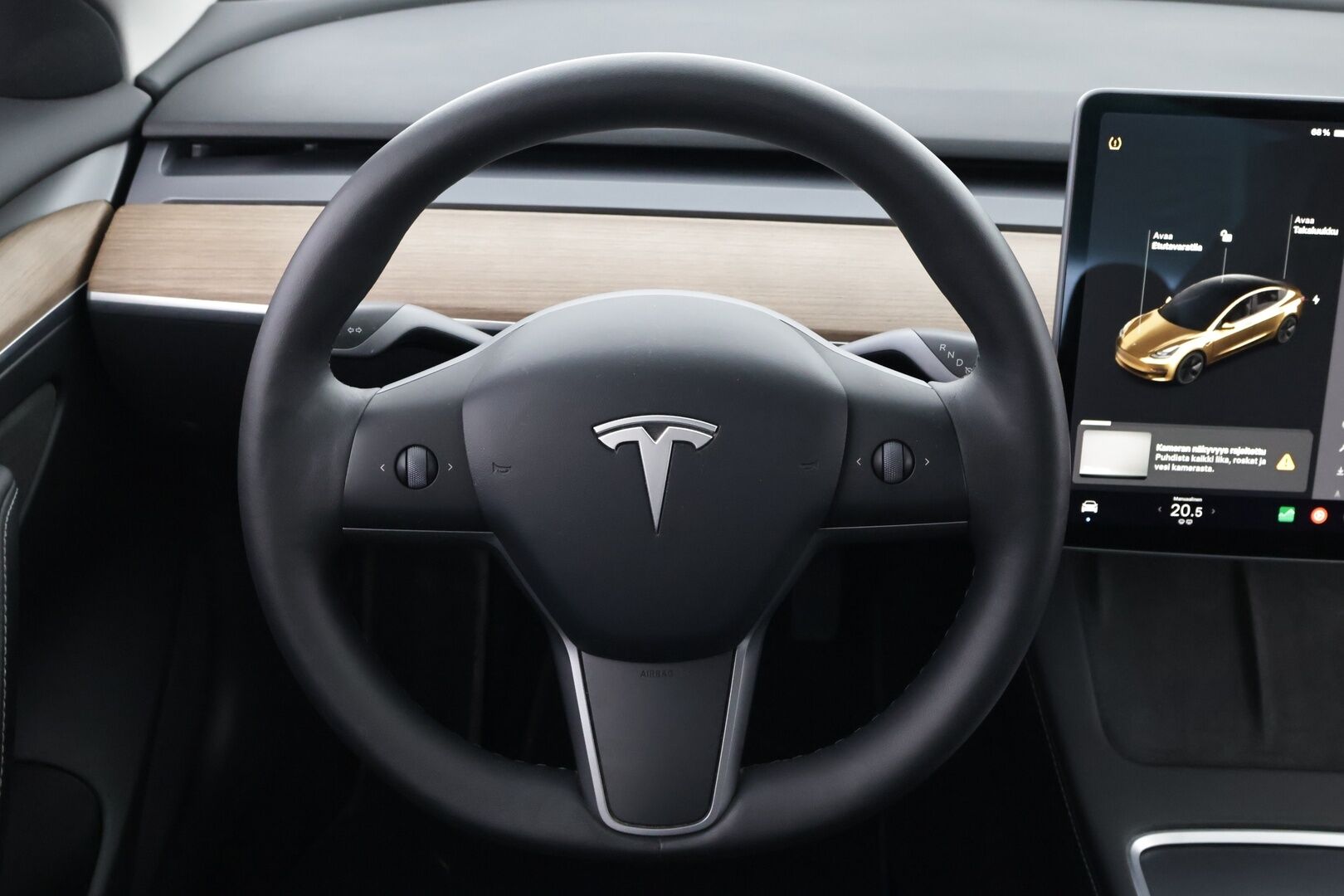 TESLA MODEL 3 2021 Standard Range Plus - Vetokoukku | ACC | Premium Audio | Muistipenkki | Matrix LED | Peruutuskamera | Nahkasisusta | Lasikatto | SOH 93% | 2x Renkaat!