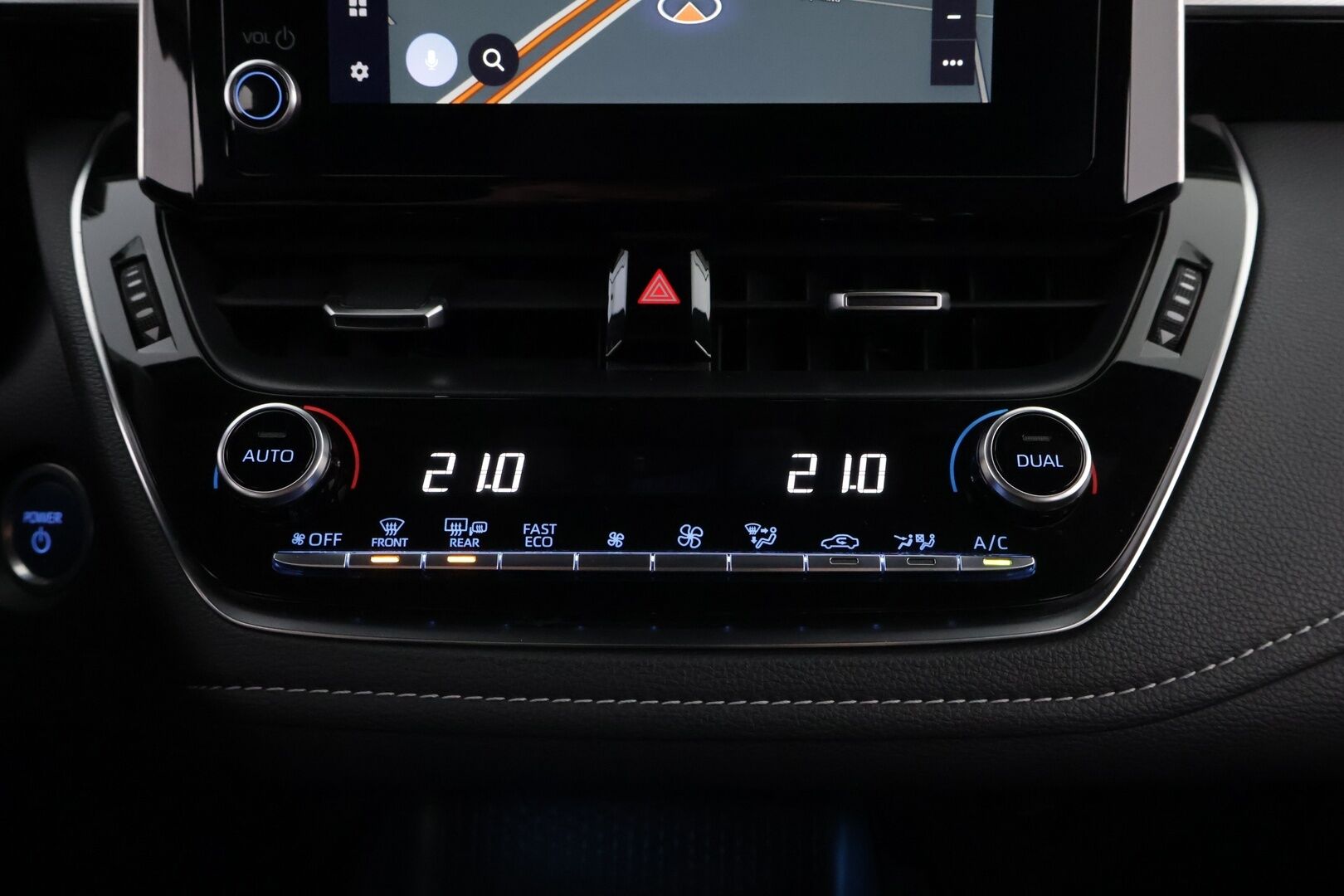 Toyota Corolla 2022 Touring Sports 1,8 Hybrid Prestige Edition - Suomiauto | Merkkihuollot | Adapt.Vakkari | Peruutuskamera | BiLED | Puolinahkasisusta | 2x Renkaat Aluvantein!
