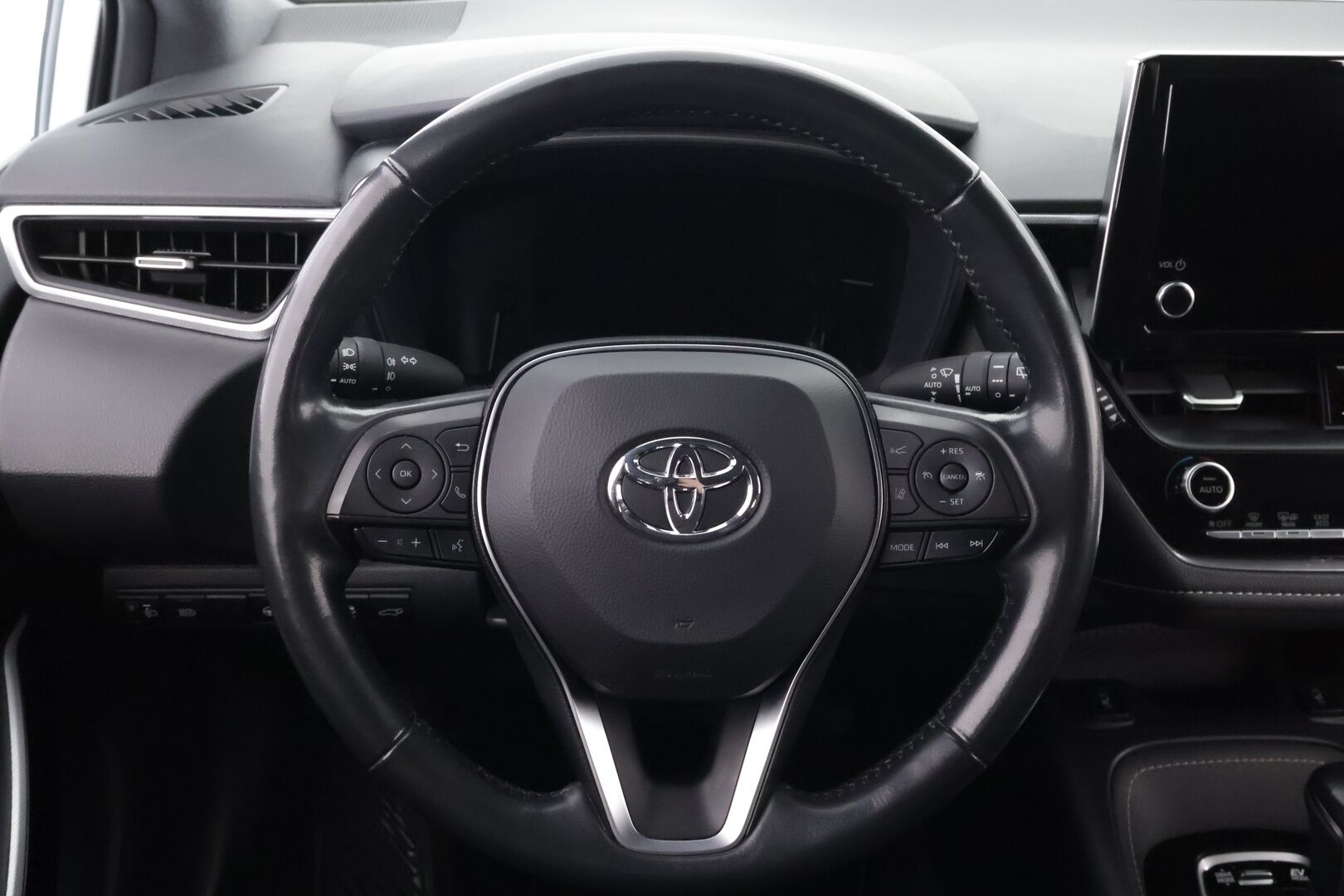Toyota Corolla 2022 Touring Sports 1,8 Hybrid Prestige Edition - Suomiauto | Merkkihuollot | Adapt.Vakkari | Peruutuskamera | BiLED | Puolinahkasisusta | 2x Renkaat Aluvantein!