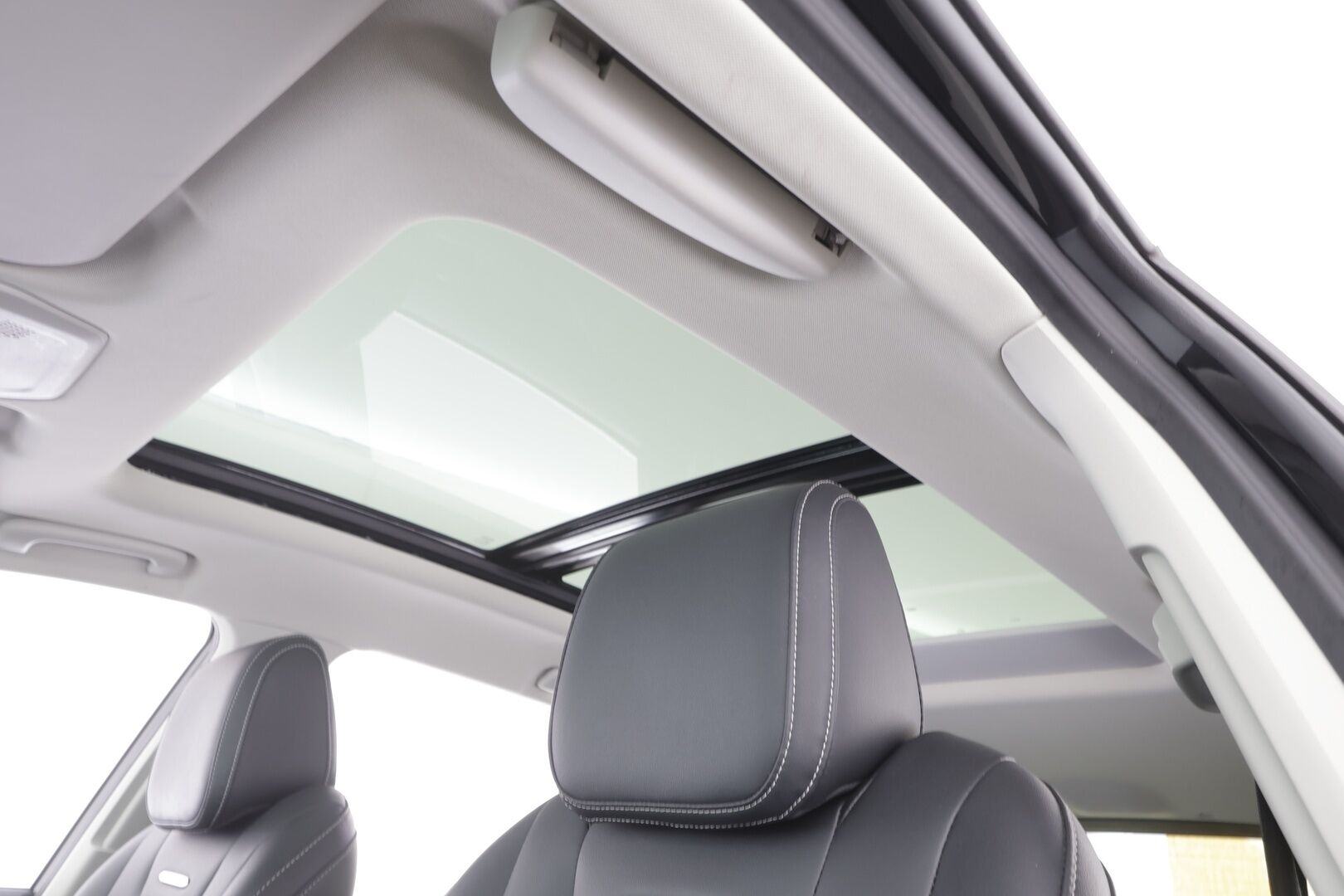 Maxus Euniq 6 2022 Grand Suv