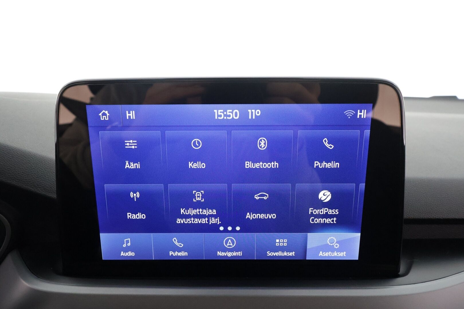 Ford Focus 2022 1.0 EcoBoost Hybrid Powershift 155hv A7 Active Style Wagon * ACC / LED / P.Kamera / Lohkolämmitin / Navi / Kaistavahti * - Koukku / Kahdet renkaat alumiini vanteilla / Merkkiliikkeen Huoltokirja