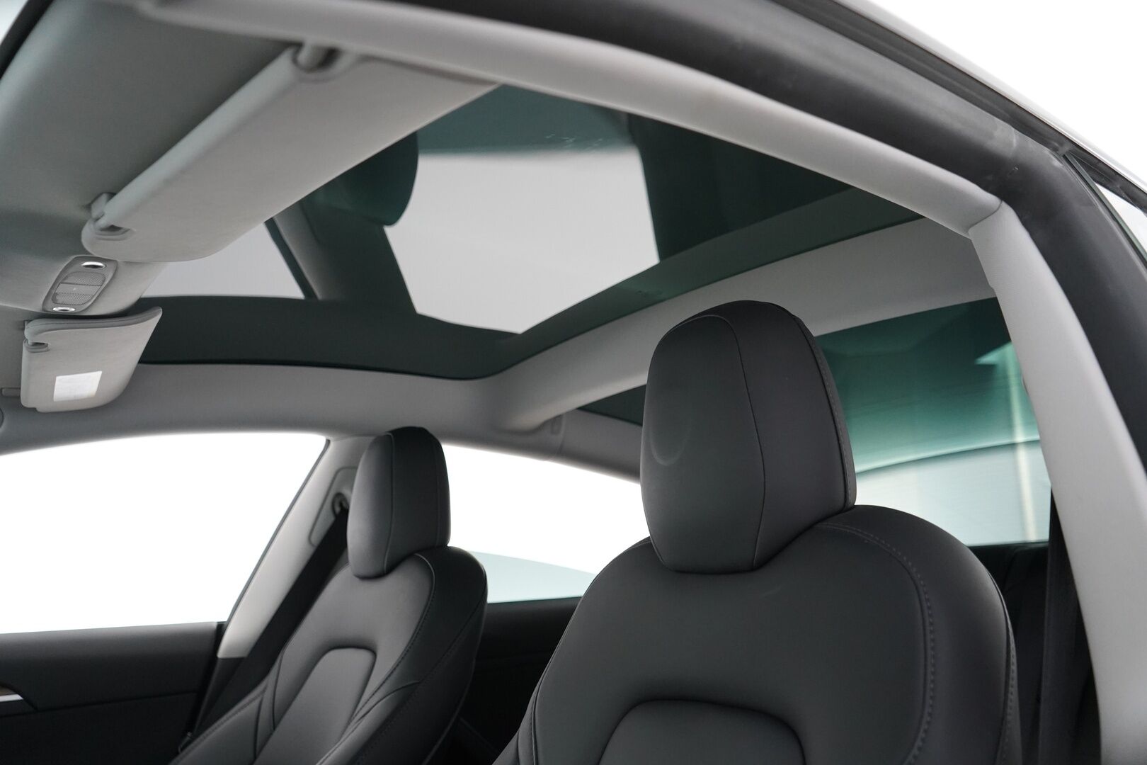 Tesla Model 3 2021 Long Range *Acc / Panorama / Kamera / Premium audio / Tutkat* - 2x renkaat Alumiinivantein / Taloudellinen