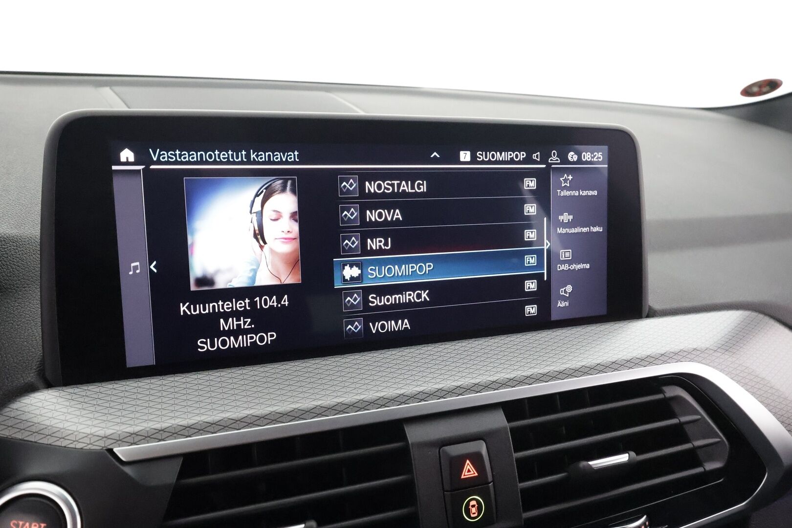 BMW X3 2020 G01 xDrive 30e A Business M Sport * ACC / Koukku / Akkukäyttöinen lisälämmitin / Adapt LED / Hifi / 360-Kamera / Nahat * - Merkkihuollettu / 2x Lataus / Kahdet Renkaat