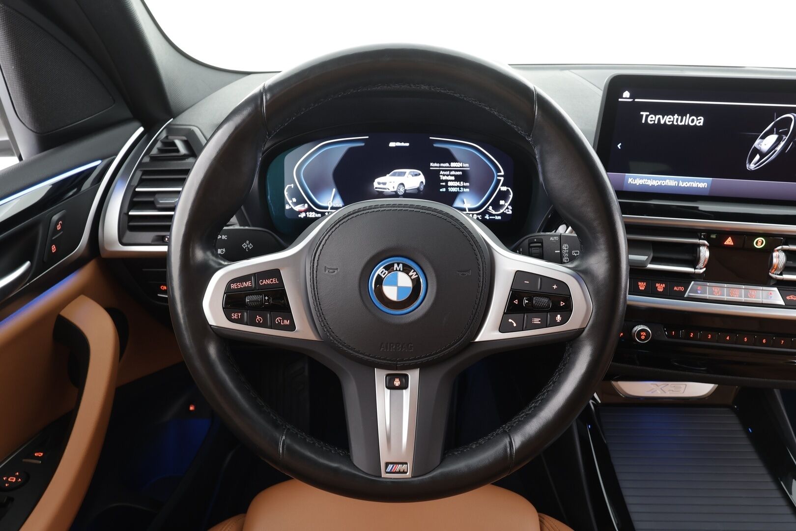 BMW X3 2022 G01 xDrive 30e A Charged Edition * HiFi / Sportnahat / LED / P.Kamera / Navi / Digimittaristo * - 1-om Suomi-auto / Kahdet renkaat aluvanteilla / 2x Latauskaapelit / Merkkihuollot - HULLUT AVAJAISHULINAT KORKOTARJOUS 3,29 %