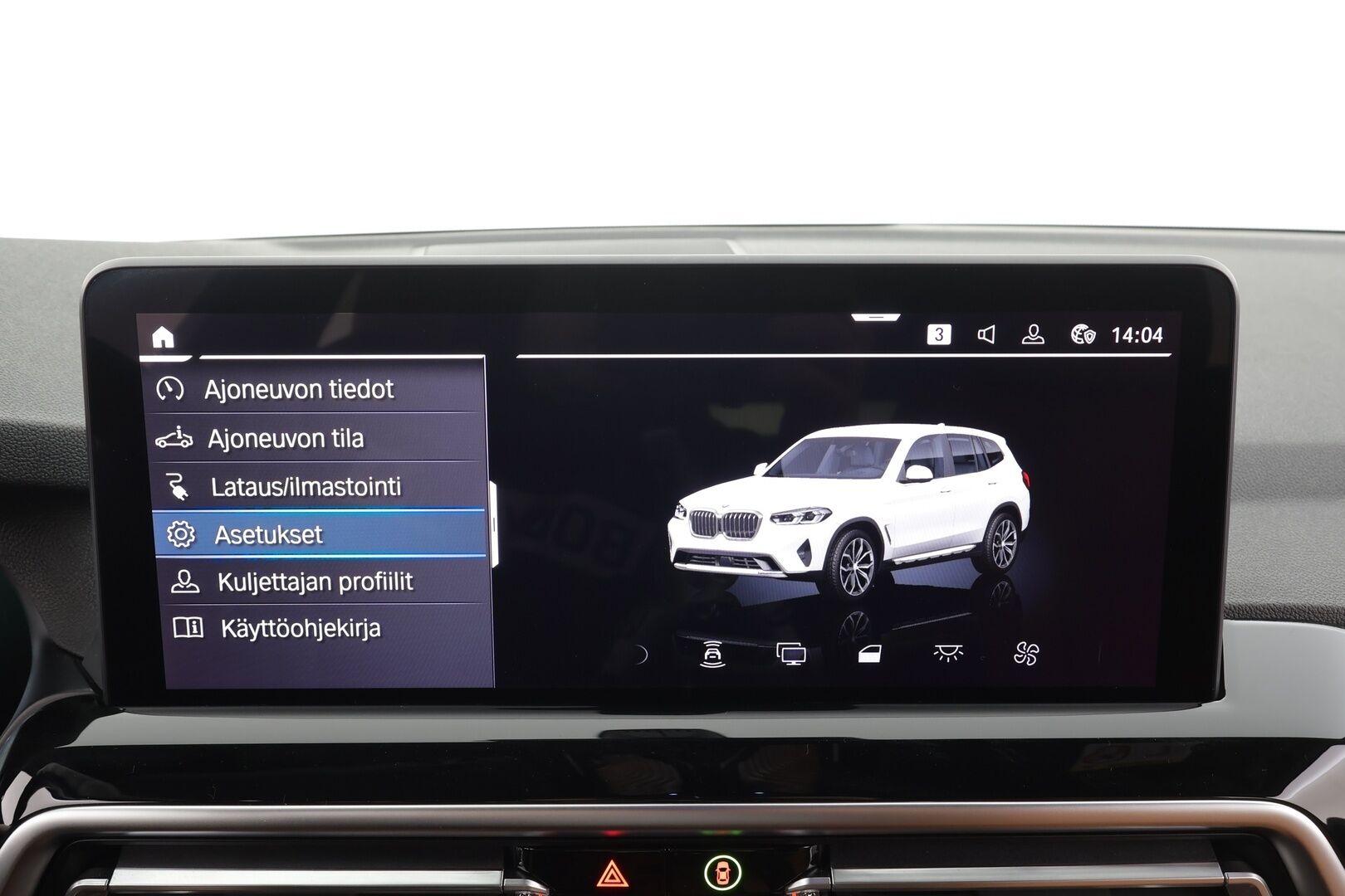 BMW X3 2022 G01 xDrive 30e A Charged Edition * HiFi / Sportnahat / LED / P.Kamera / Navi / Digimittaristo * - 1-om Suomi-auto / Kahdet renkaat aluvanteilla / 2x Latauskaapelit / Merkkihuollot - HULLUT AVAJAISHULINAT KORKOTARJOUS 3,29 %