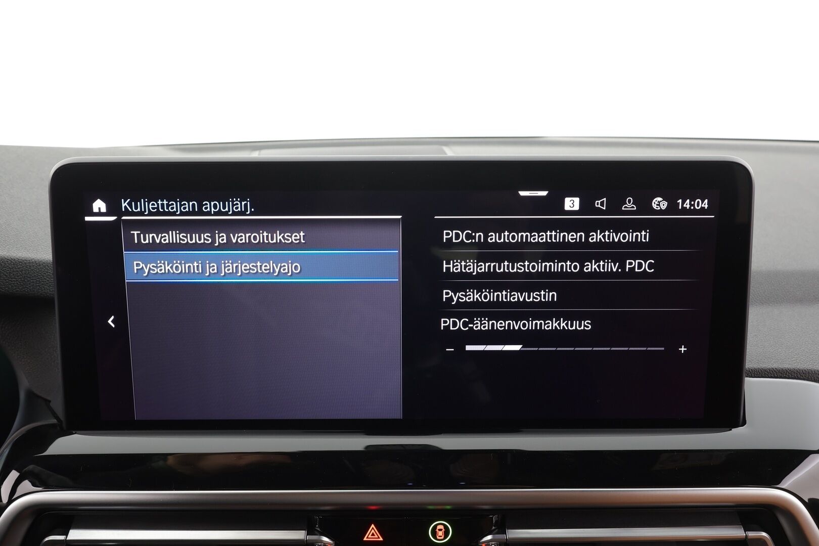 BMW X3 2022 G01 xDrive 30e A Charged Edition * HiFi / Sportnahat / LED / P.Kamera / Navi / Digimittaristo * - 1-om Suomi-auto / Kahdet renkaat aluvanteilla / 2x Latauskaapelit / Merkkihuollot - HULLUT AVAJAISHULINAT KORKOTARJOUS 3,29 %