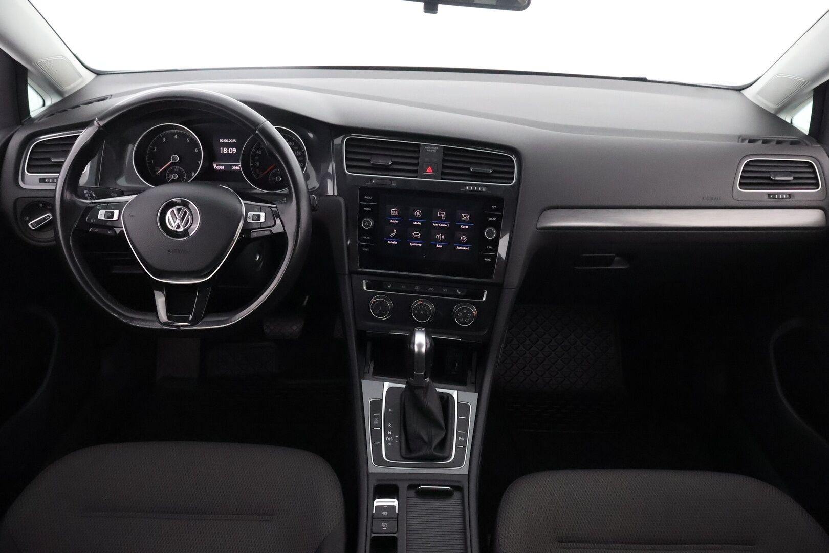 Volkswagen Golf 2017 Variant Highline 1,4 TGI 81 kW (110 hv) Bluemotion DSG-automaatti - Adapt.Vakkari / Vetokoukku / Lohko & Sisäpistoke / Apple&Android / Peruutustutkat / Front Assist / Jakopää juuri tehty!