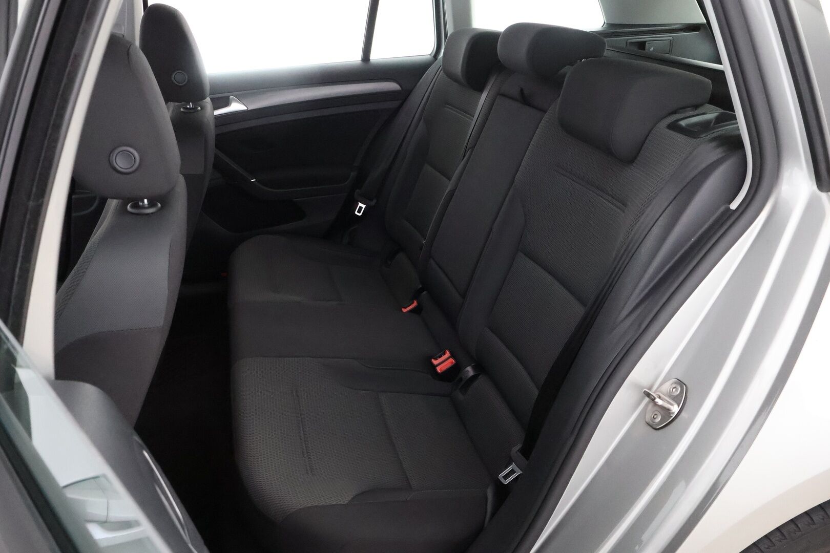Volkswagen Golf 2017 Variant Highline 1,4 TGI 81 kW (110 hv) Bluemotion DSG-automaatti - Adapt.Vakkari / Vetokoukku / Lohko & Sisäpistoke / Apple&Android / Peruutustutkat / Front Assist / Jakopää juuri tehty!