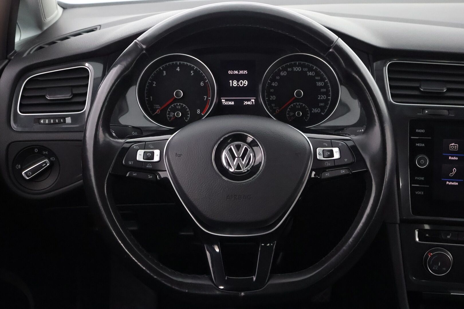 Volkswagen Golf 2017 Variant Highline 1,4 TGI 81 kW (110 hv) Bluemotion DSG-automaatti - Adapt.Vakkari / Vetokoukku / Lohko & Sisäpistoke / Apple&Android / Peruutustutkat / Front Assist / Jakopää juuri tehty!