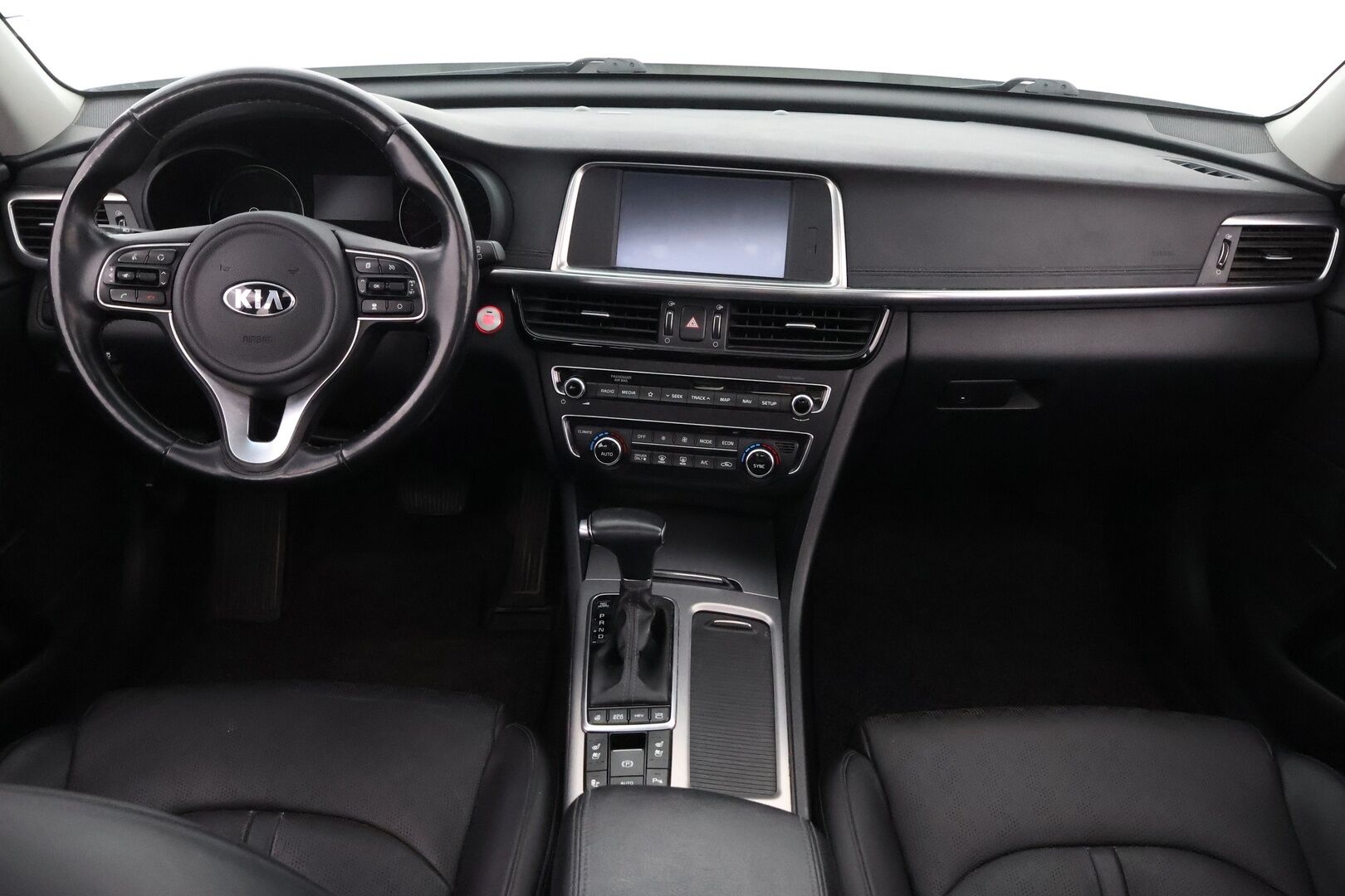 KIA OPTIMA 2018 2.0 GDI PHEV Business Luxury SW A/T - Webasto / Adapt.Vakkari / Panorama / Harman&Kardon / 360-Kamera / Ilmastoidut Nahat / Vetokoukku / Adapt.LED / Supervarusteilla!