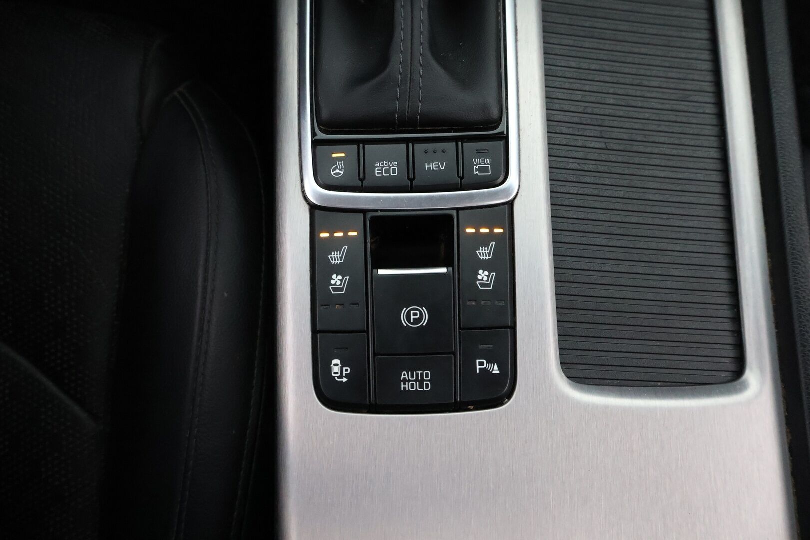 KIA OPTIMA 2018 2.0 GDI PHEV Business Luxury SW A/T - Webasto / Adapt.Vakkari / Panorama / Harman&Kardon / 360-Kamera / Ilmastoidut Nahat / Vetokoukku / Adapt.LED / Supervarusteilla!