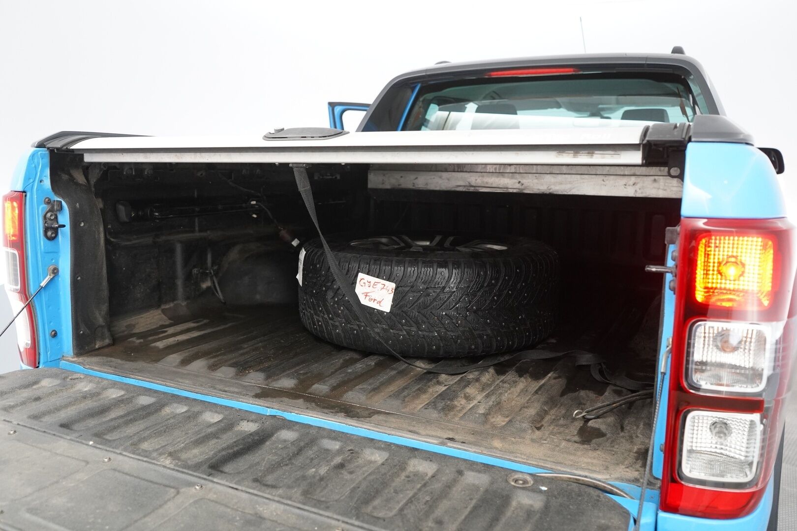 FORD RANGER 2014 3.2TDCi Wildtrak 200hv *Kamera / Koukku / Vakkari / Tutka / Bluetooth / Nav / Lavapeite* - 3500kg vetokyky / Huollettu 8.2025 / Kahdet renkaat + Vanteet