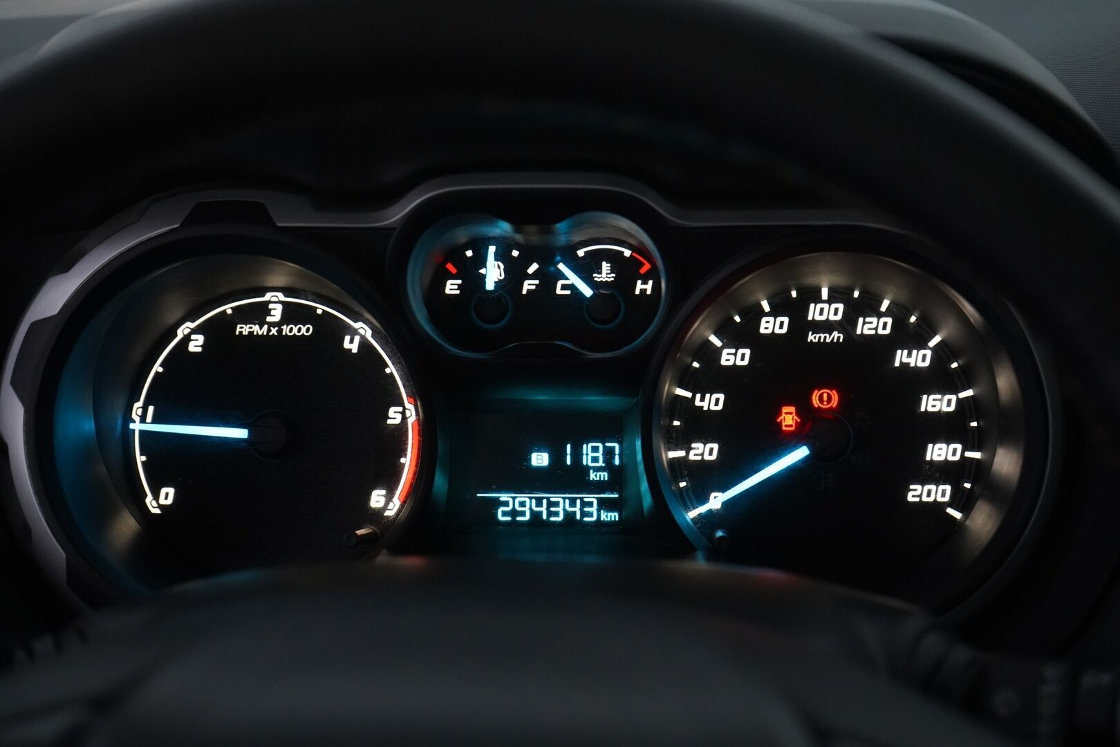 FORD RANGER 2014 3.2TDCi Wildtrak 200hv *Kamera / Koukku / Vakkari / Tutka / Bluetooth / Nav / Lavapeite* - 3500kg vetokyky / Huollettu 8.2025 / Kahdet renkaat + Vanteet