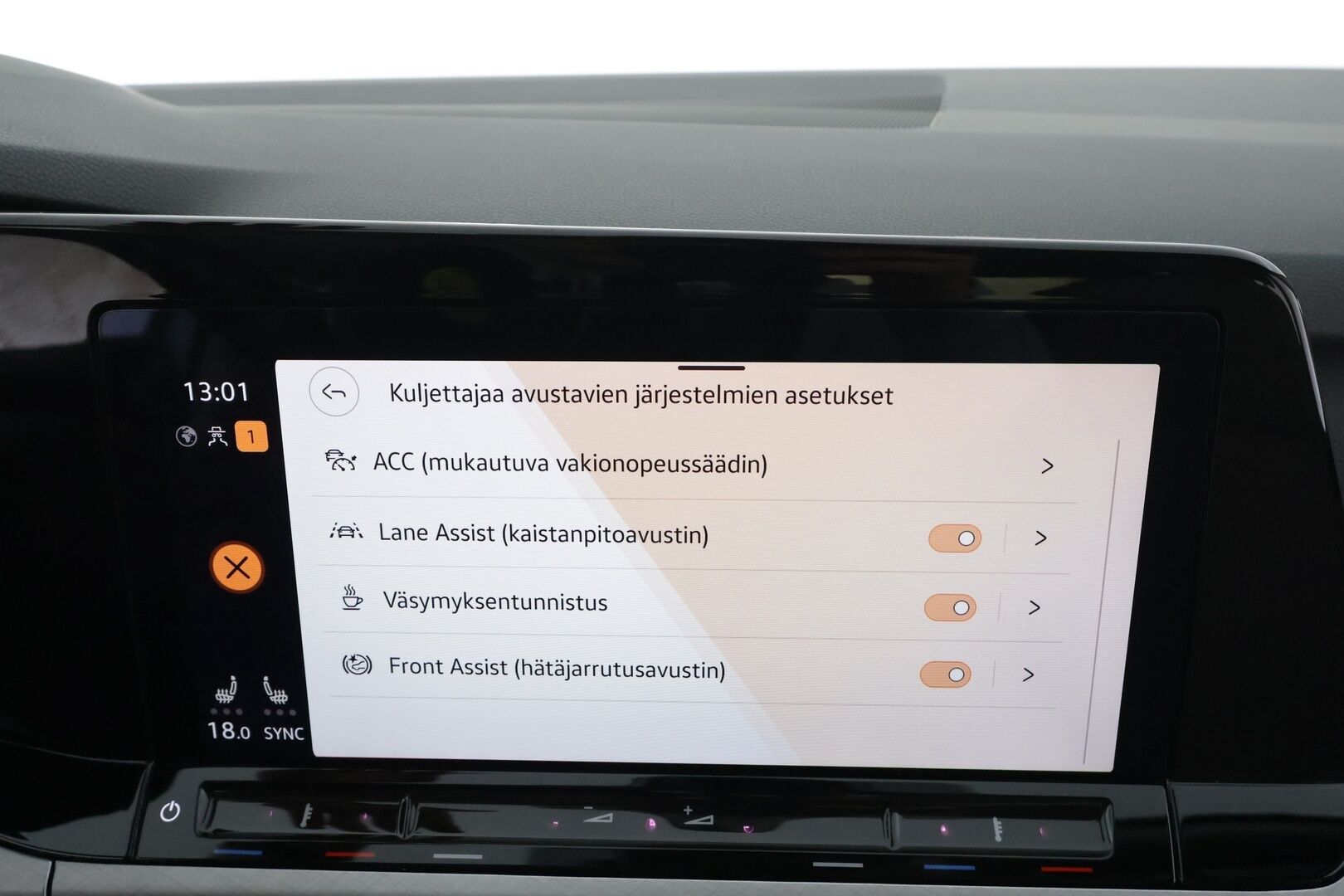 Volkswagen Golf 2022 Variant 1,5 eTSI 110 kW (MHEV) DSG - ACC | Webasto | Peruutuskamera | Kaistavahti | Keyless | 1.Om Suomi-auto | Kahdet OEM vanteet | Viimeisin huolto 90tkm