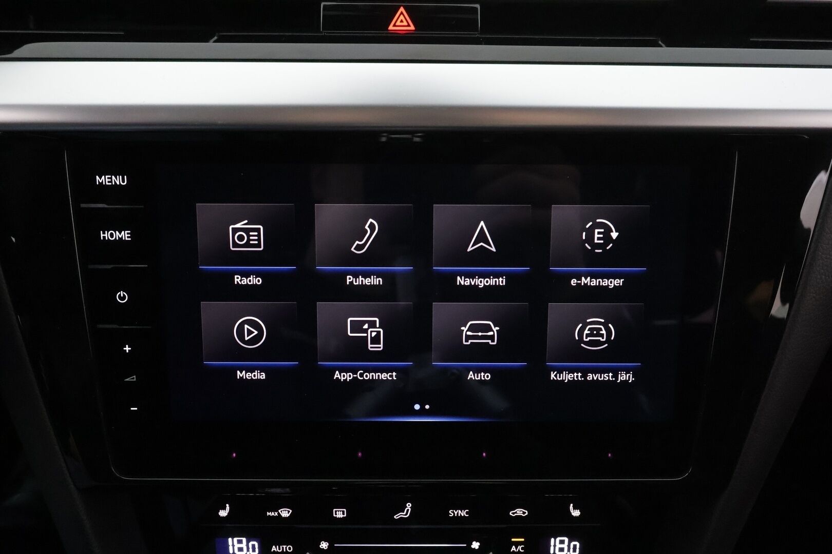 Volkswagen Arteon 2023 Shooting Brake R-Line eHybrid 160 kW DSG-automaatti * Webasto / Adapt.Vakkari / Nahka-Alcantara / Vetokoukku / KeyLess / Navi - iQ Matrix LED / 1OM Suomiauto / ALV - HULLUT AVAJAISHULINAT KORKOTARJOUS 3,29 %