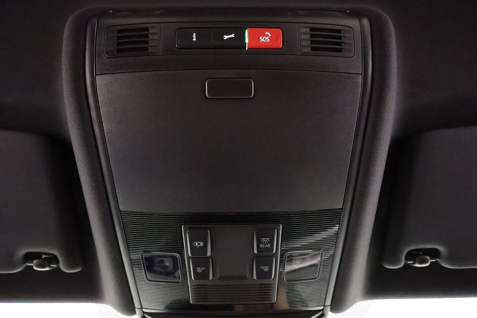 Volkswagen Arteon 2023 Shooting Brake R-Line eHybrid 160 kW DSG-automaatti * Webasto / Adapt.Vakkari / Nahka-Alcantara / Vetokoukku / KeyLess / Navi - iQ Matrix LED / 1OM Suomiauto / ALV - HULLUT AVAJAISHULINAT KORKOTARJOUS 3,29 %