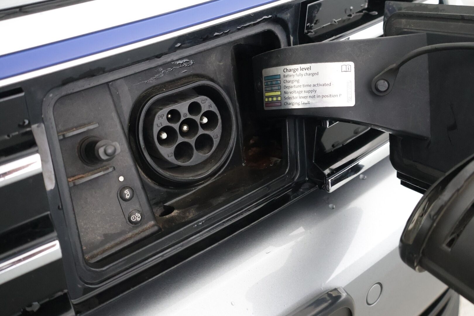 Volkswagen Passat 2018 Variant GTE Plug-In Hybrid 160 kW (218 hv) DSG-automaatti * ACC / BLIS / Matrix LED / 360 kamera / Webasto * - * Lane Assist / Navi / CarPlay / Keyless / Muistipenkki / Vetokoukku *