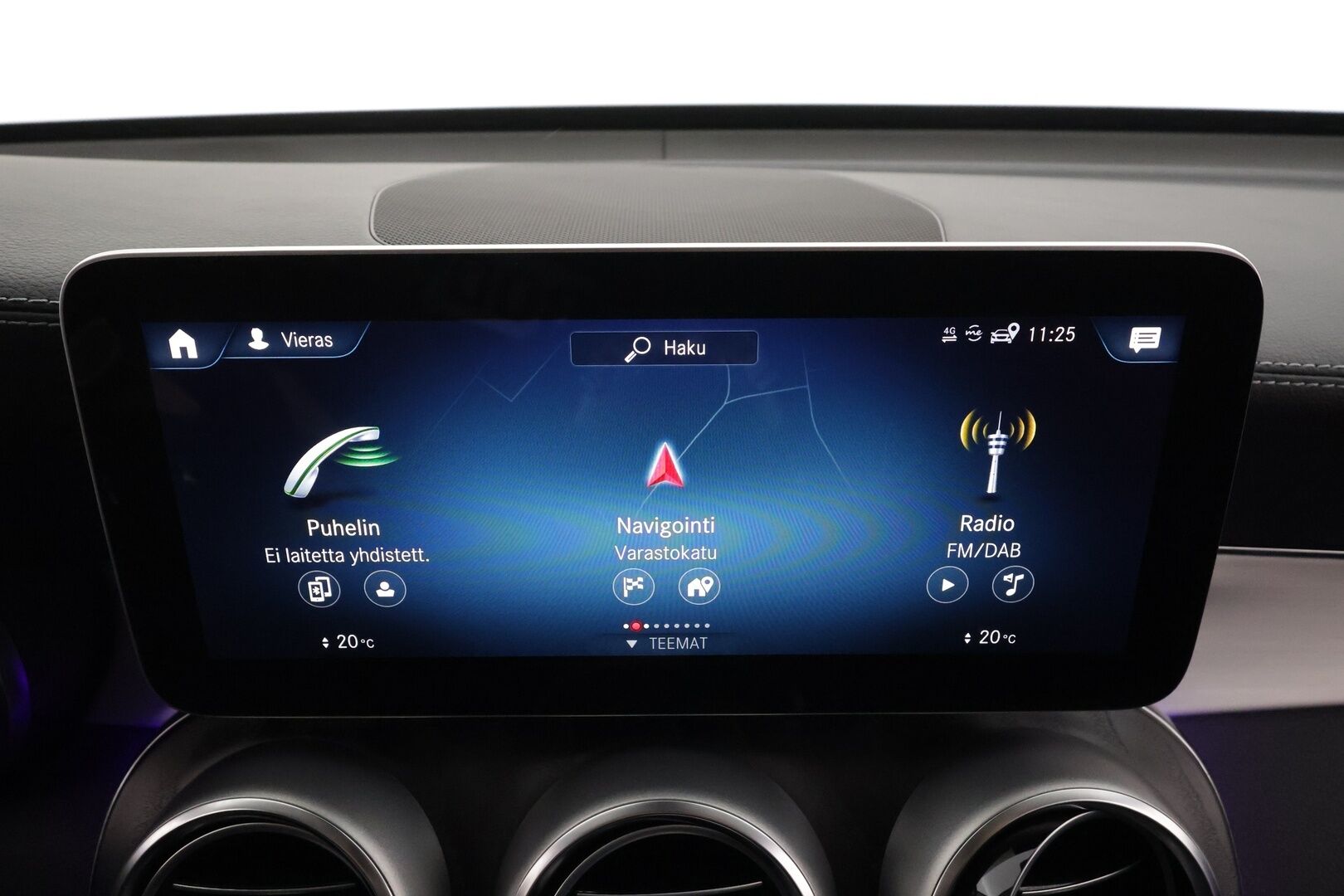 Mercedes-Benz GLC 2022 300 e 4MATIC A Business * Distronic / LED / 360 / Sportpenkit / Katveavustin / Navi * - Suomi-auto / 2x Latauskaapelit / Kahdet renkaat aluvanteilla