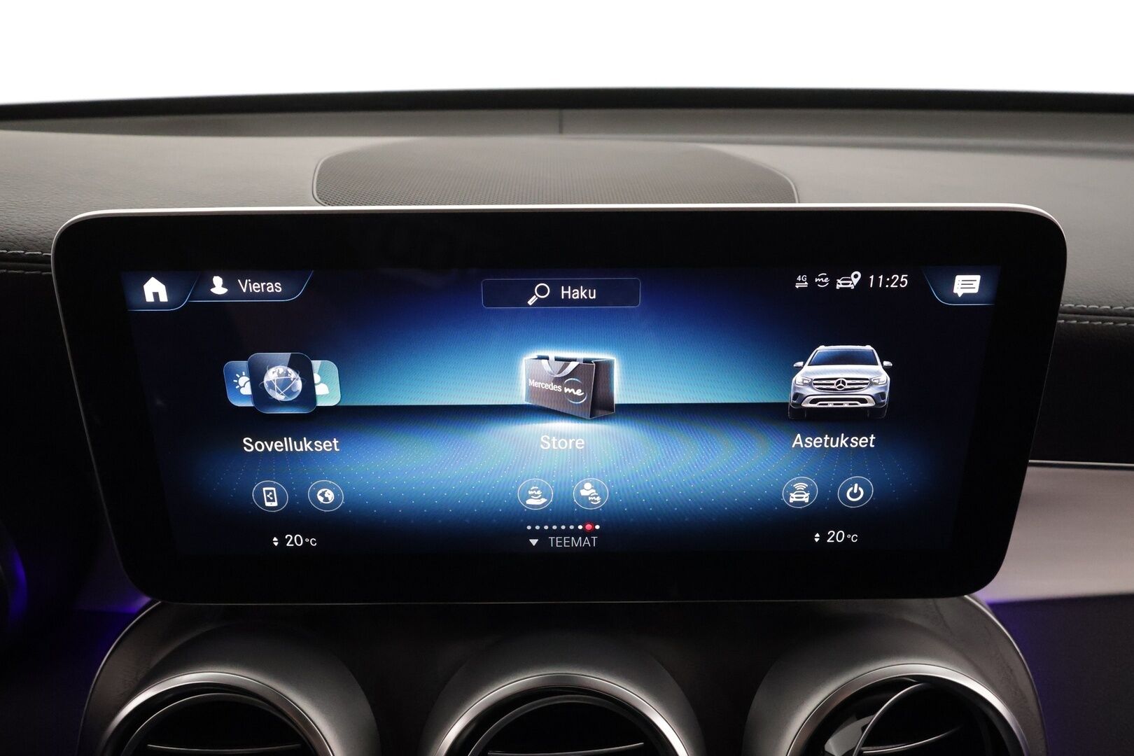 Mercedes-Benz GLC 2022 300 e 4MATIC A Business * Distronic / LED / 360 / Sportpenkit / Katveavustin / Navi * - Suomi-auto / 2x Latauskaapelit / Kahdet renkaat aluvanteilla