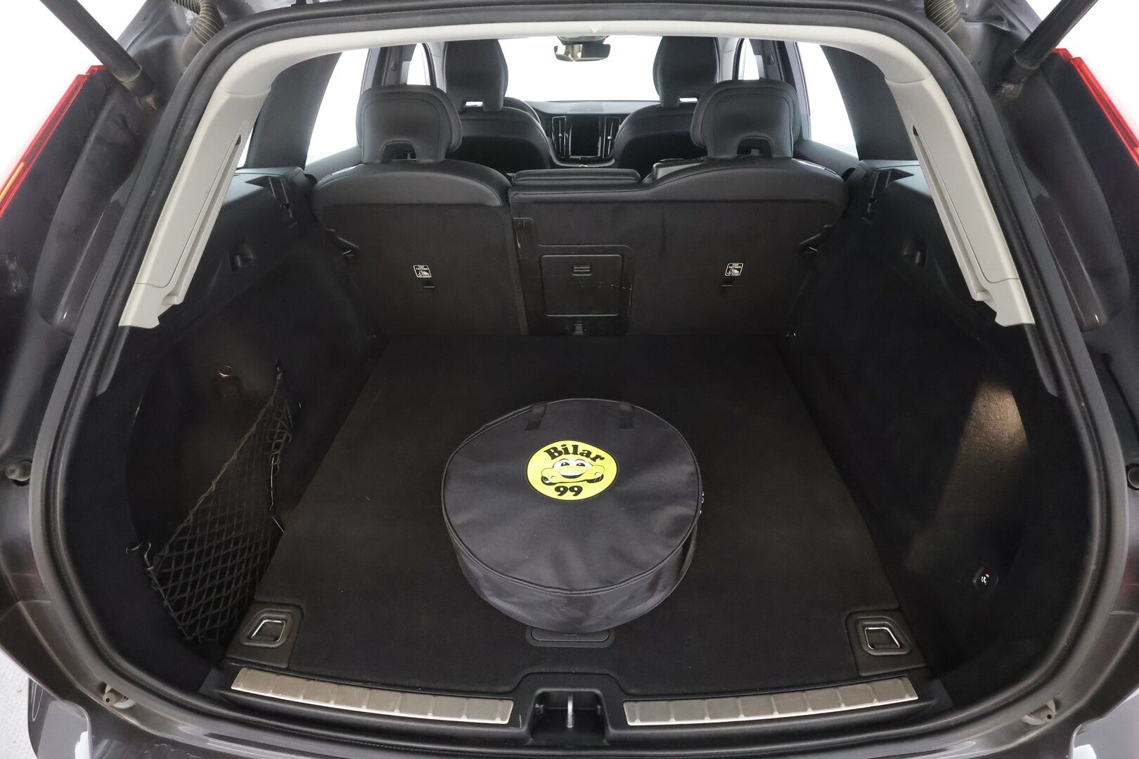 Volvo XC60 2022 T6 AWD Long Range Inscription Edition aut - | ACC | Ilm. muistinahat hieronnalla | Webasto | Koukku | Harman/Kardon | Panorama | Pilot Assist | P.kamera | Full-LED Active | Merkkihuollot | 1-om suomiauto |