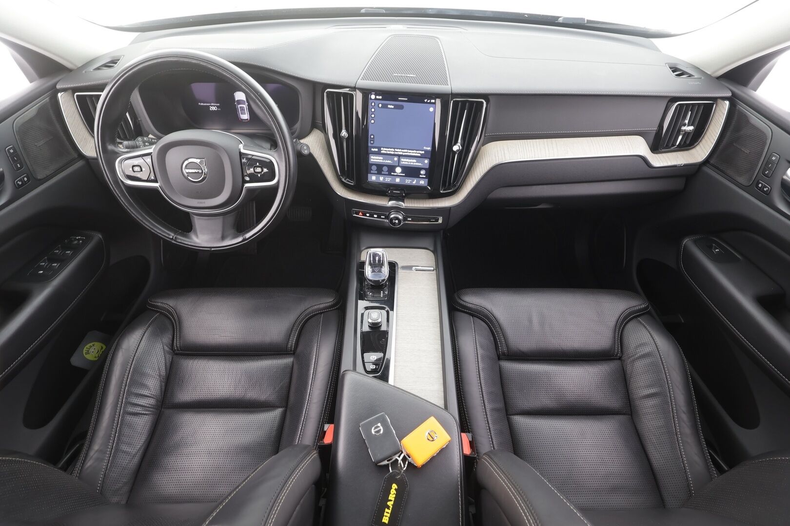 Volvo XC60 2022 T6 AWD Long Range Inscription Edition aut - | ACC | Ilm. muistinahat hieronnalla | Webasto | Koukku | Harman/Kardon | Panorama | Pilot Assist | P.kamera | Full-LED Active | Merkkihuollot | 1-om suomiauto |