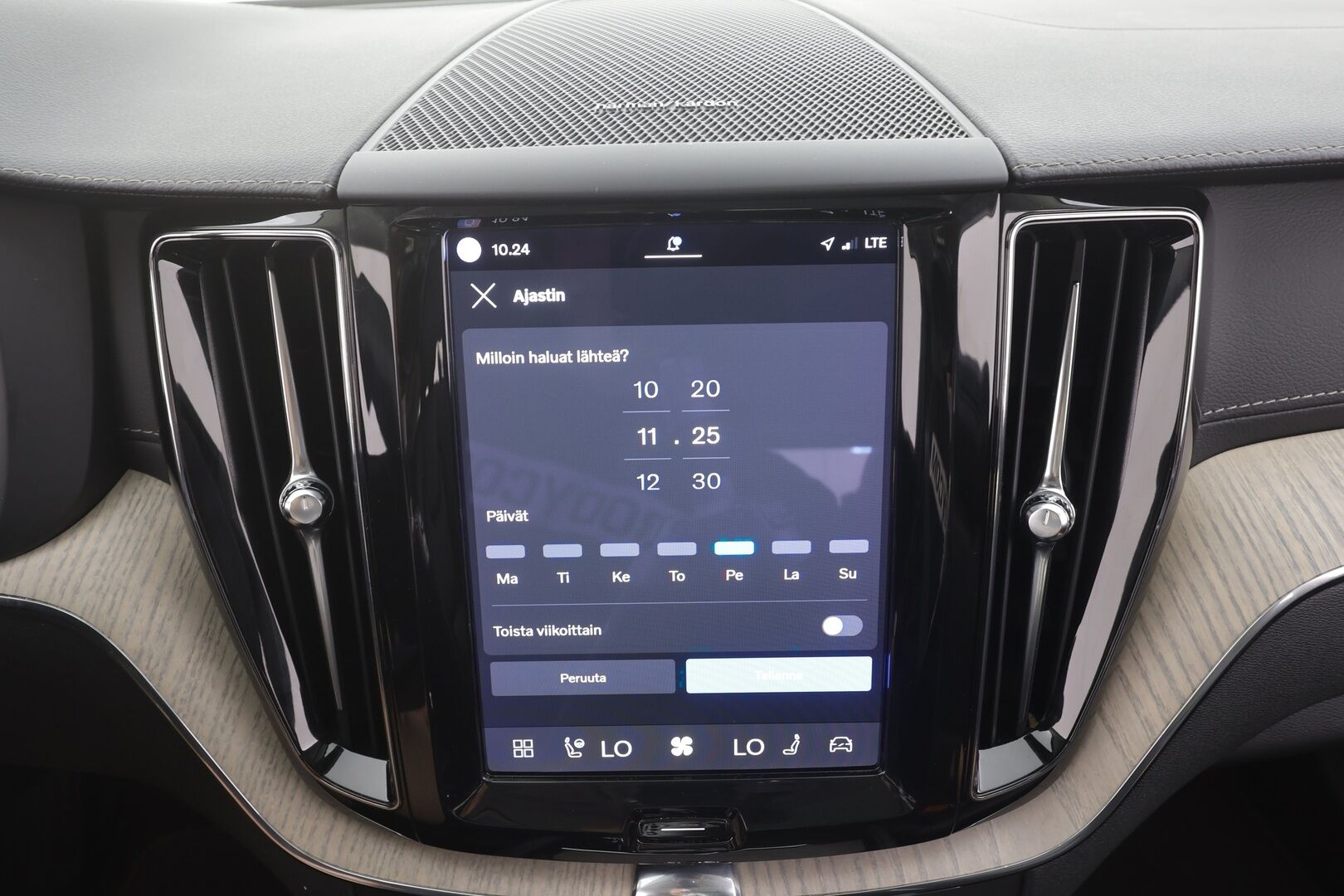 Volvo XC60 2022 T6 AWD Long Range Inscription Edition aut - | ACC | Ilm. muistinahat hieronnalla | Webasto | Koukku | Harman/Kardon | Panorama | Pilot Assist | P.kamera | Full-LED Active | Merkkihuollot | 1-om suomiauto |