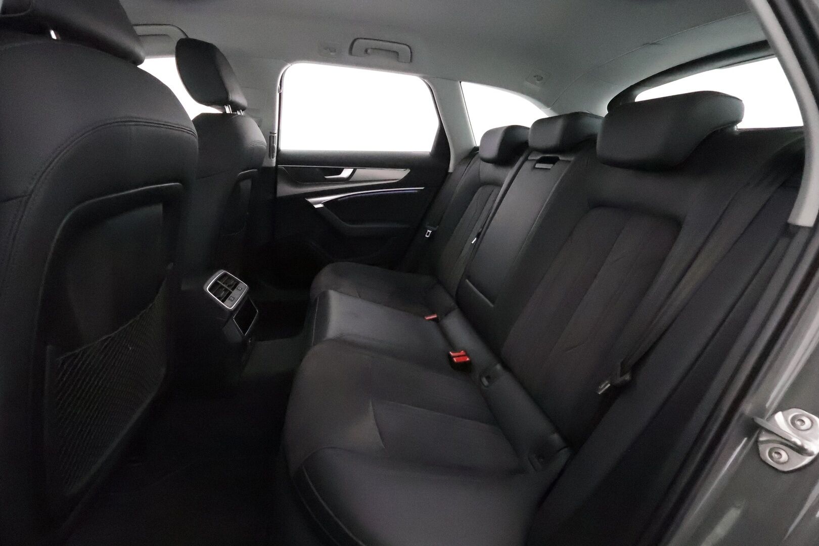 Audi A6 2022 Avant Business Sport 50 TFSI e quattro S-tronic *Matrix-LED / P.Kamera / Navi / Kaistavahti / Sportpenkki Muistilla* - Akku kuntotarkastettu / Suomi-auto / 2x Latauskaapelit / Kahdet Renkaat