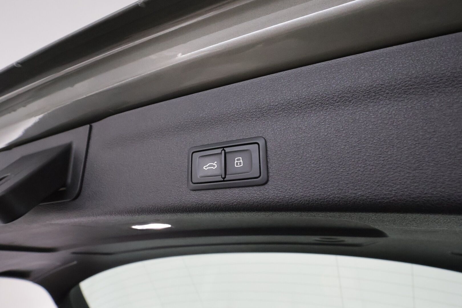 Audi A6 2022 Avant Business Sport 50 TFSI e quattro S-tronic *Matrix-LED / P.Kamera / Navi / Kaistavahti / Sportpenkki Muistilla* - Akku kuntotarkastettu / Suomi-auto / 2x Latauskaapelit / Kahdet Renkaat