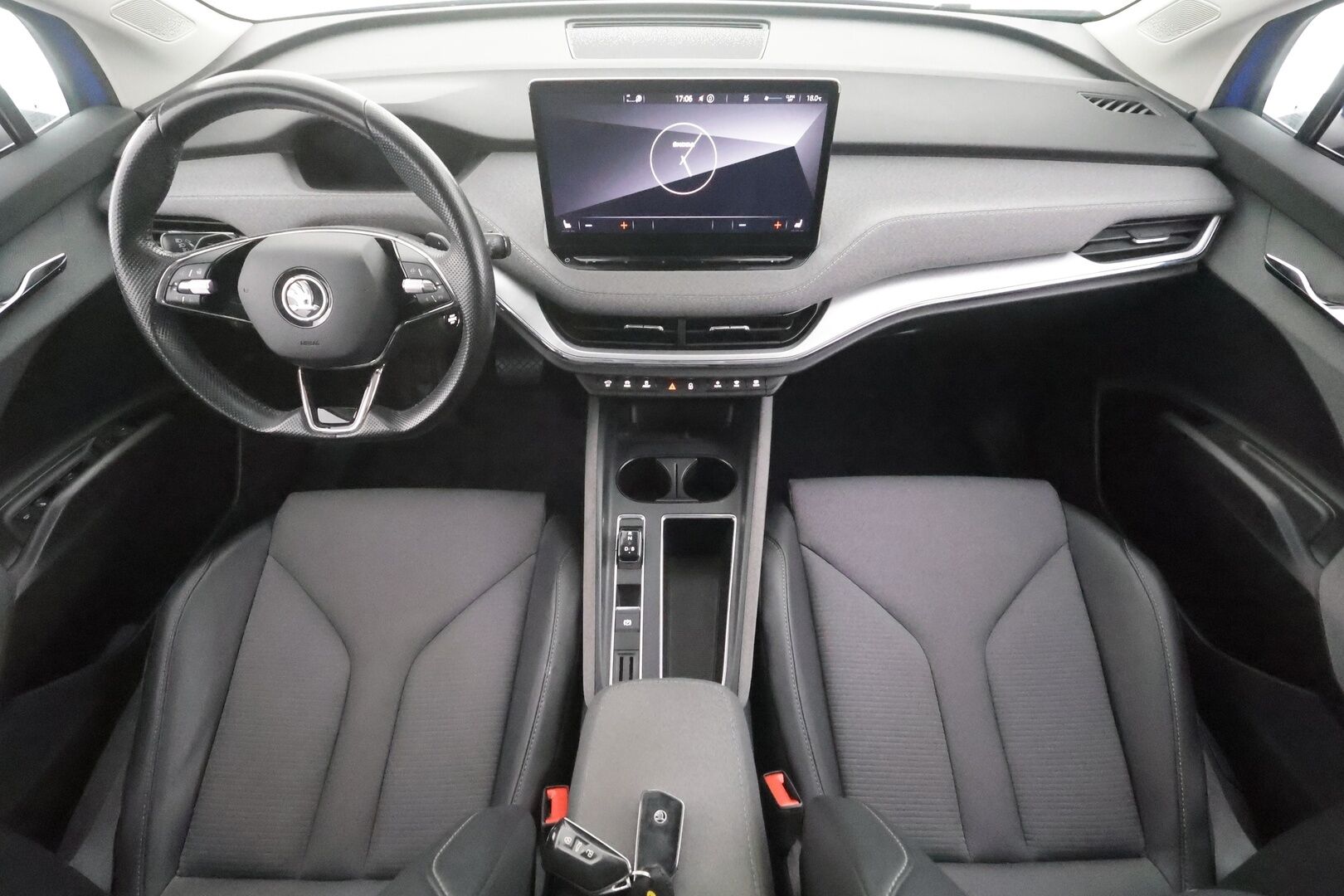 Skoda Enyaq 2022 80 iV - | ACC | ILP | P.Kamera | LED | Muistipenkki | Puolinahat | Keyless | Ratinlämmitys | Apple&Android | 1.Om Suomi-auto | Kahdet Renkaat | Merkkihuollettu |