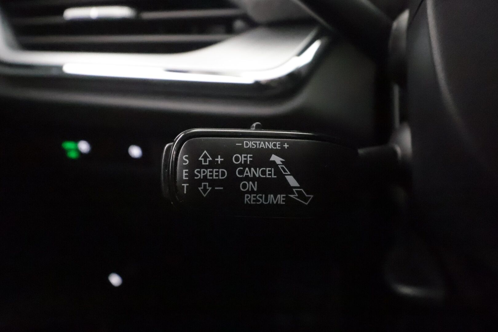 Skoda Enyaq 2022 80 iV - | ACC | ILP | P.Kamera | LED | Muistipenkki | Puolinahat | Keyless | Ratinlämmitys | Apple&Android | 1.Om Suomi-auto | Kahdet Renkaat | Merkkihuollettu |