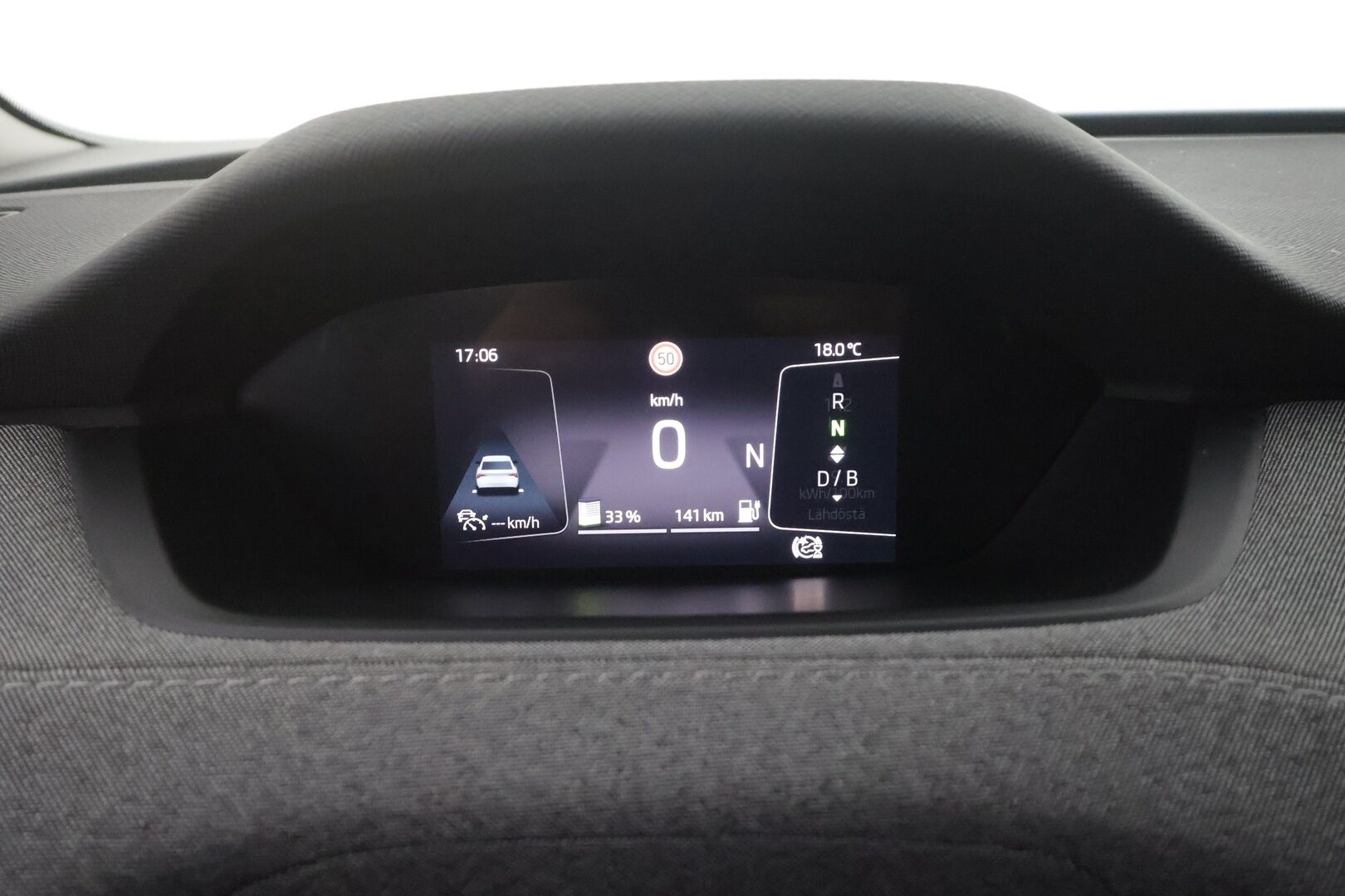 Skoda Enyaq 2022 80 iV - | ACC | ILP | P.Kamera | LED | Muistipenkki | Puolinahat | Keyless | Ratinlämmitys | Apple&Android | 1.Om Suomi-auto | Kahdet Renkaat | Merkkihuollettu |