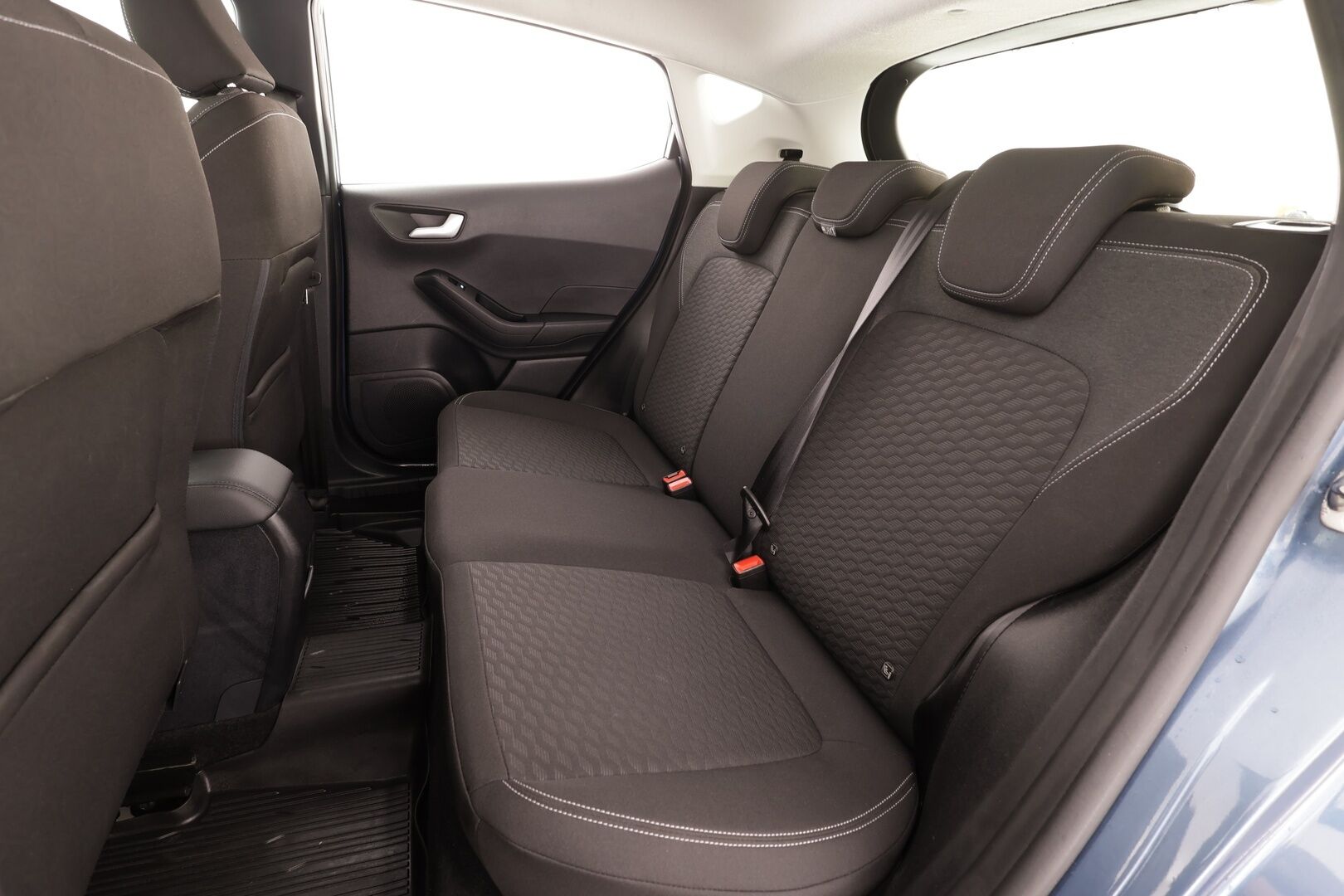 Ford Fiesta 2022 1.0 EcoBoost Hybrid (mHEV) 125hv A7 DCT Titanium * Vakkari / P.tutka / LED / Lohko / Ratinlämmitin * - Suomi-auto / Kahdet renkaat aluvanteilla / Merkkihuollettu