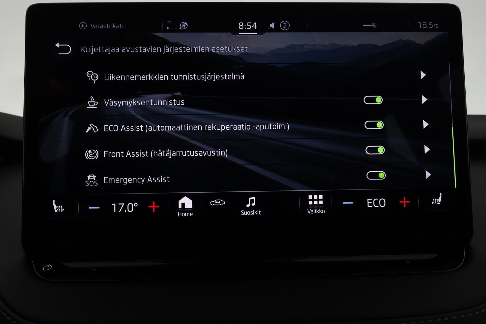 Skoda Enyaq 2022 80x 4x4 SportLine iV - | ACC | ILP | Koukku | P.Kamera | Skoda crystal light Matrix LED | Ratinlämmitys | Keyless | Apple&Android | Suomi-auto | Kahdet Renkaat | Merkkihuollettu |